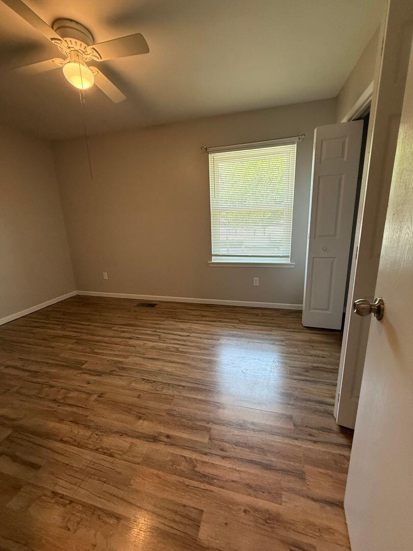 BROWNSVILLE STATION - Residential Lease