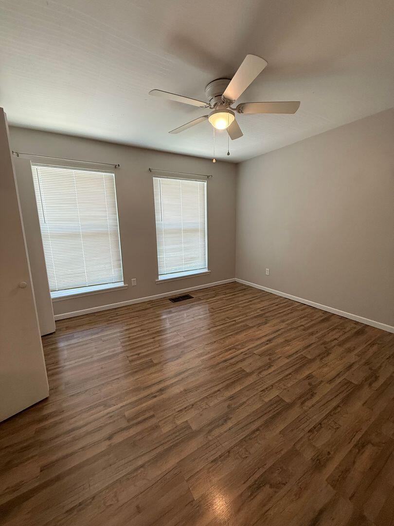 BROWNSVILLE STATION - Residential Lease