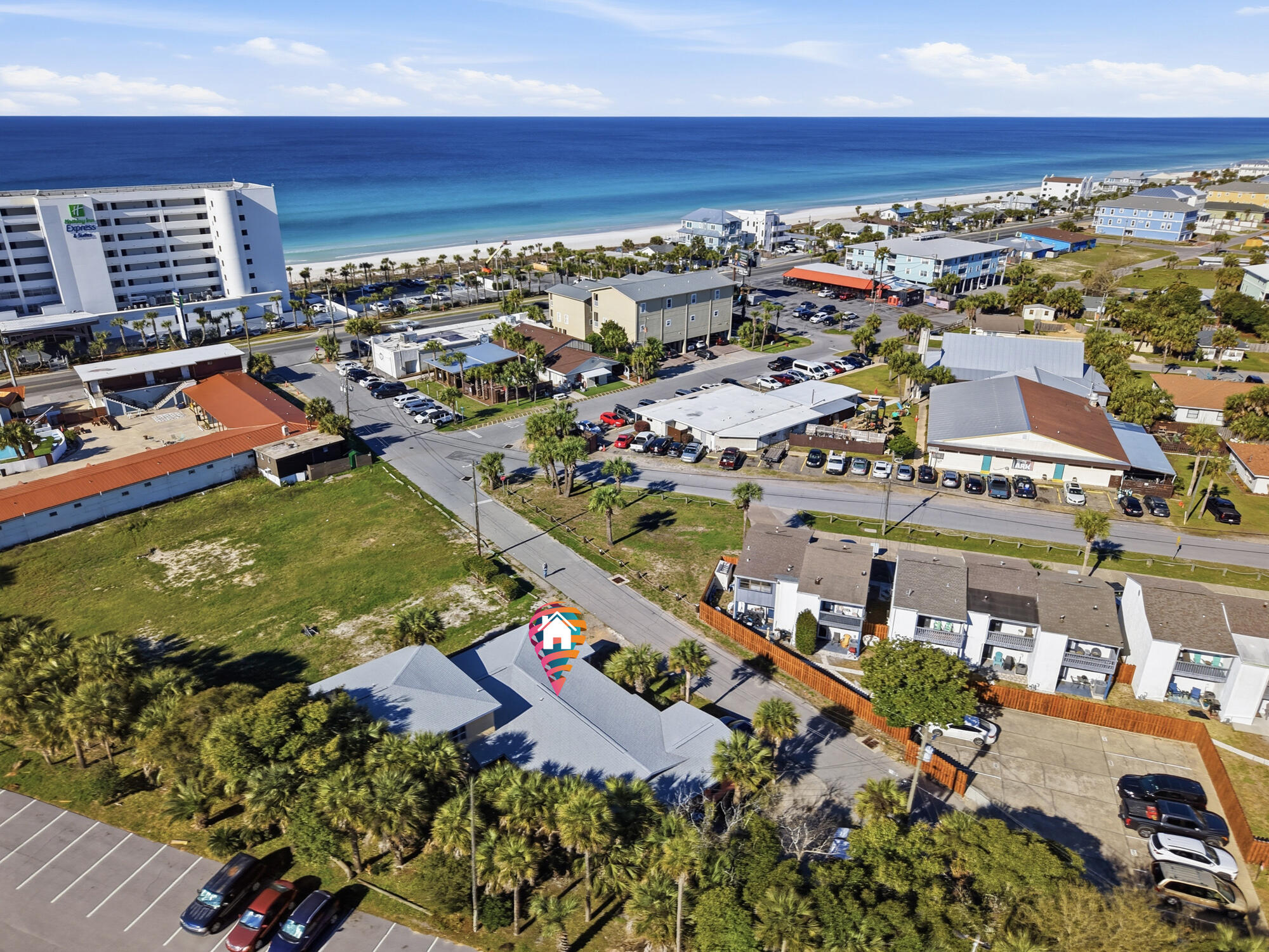 Prime investment opportunity in an unbeatable location! This duplex is ideally situated less than half a mile from the sugar-white sands of Panama City Beach, offering effortless access to one of the area's most desirable coastal lifestyles. Enjoy the convenience of walking or biking to the beach, Pier Park, popular restaurants, Topgolf, and a wide array of entertainment and family-friendly attractions. Positioned for strong rental demand and long-term appreciation, this property presents exceptional income-producing potential--perfect for investors or owner-occupants seeking supplemental rental revenue. Its proximity to major employers and local hotspots also makes it an excellent option for those wanting a bike-friendly commute.
Whether you're looking to expand your portfolio, or secure a versatile coastal property, this duplex delivers location, lifestyle, and future upside.