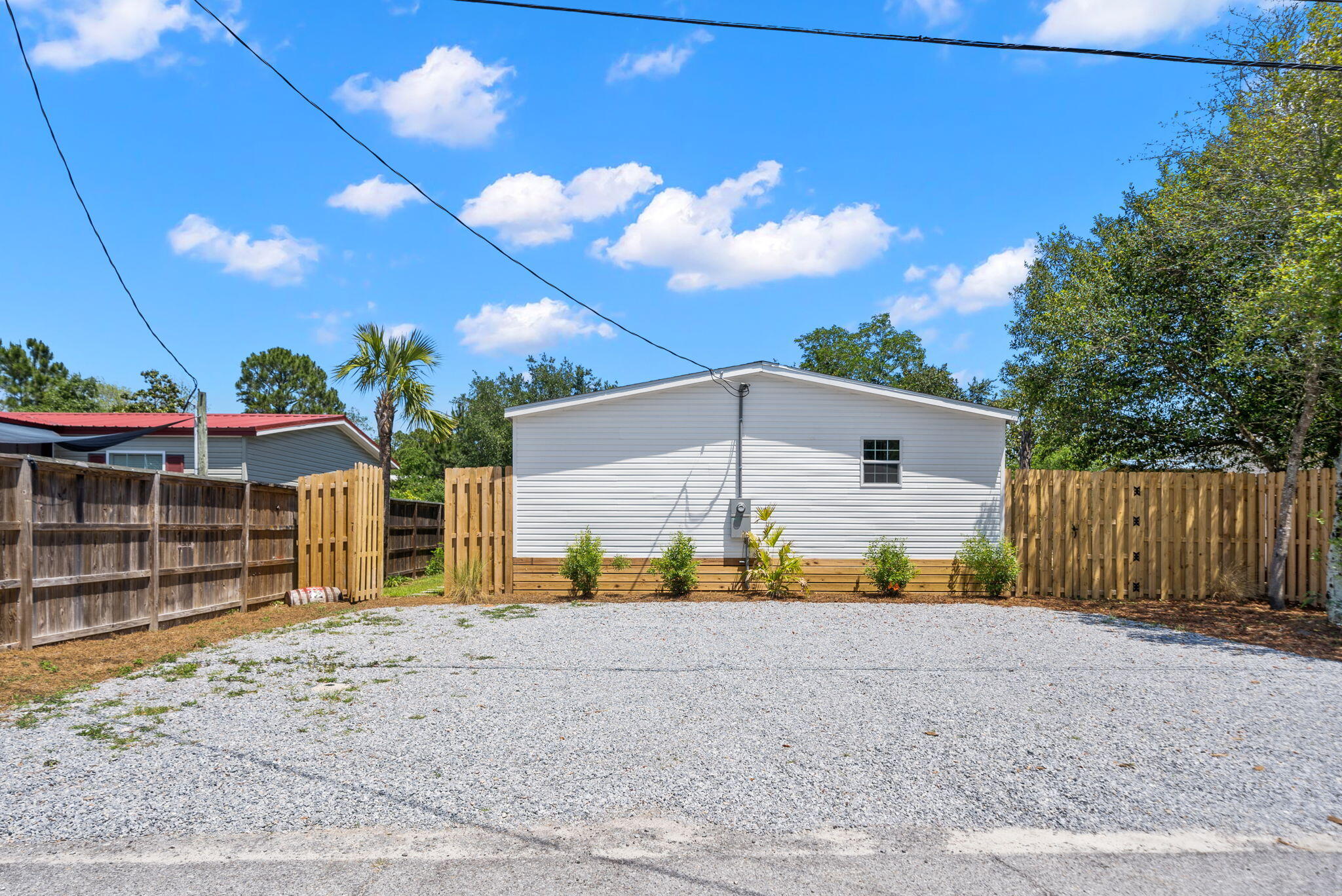 NO RECORDED SUBDIVISION - Residential