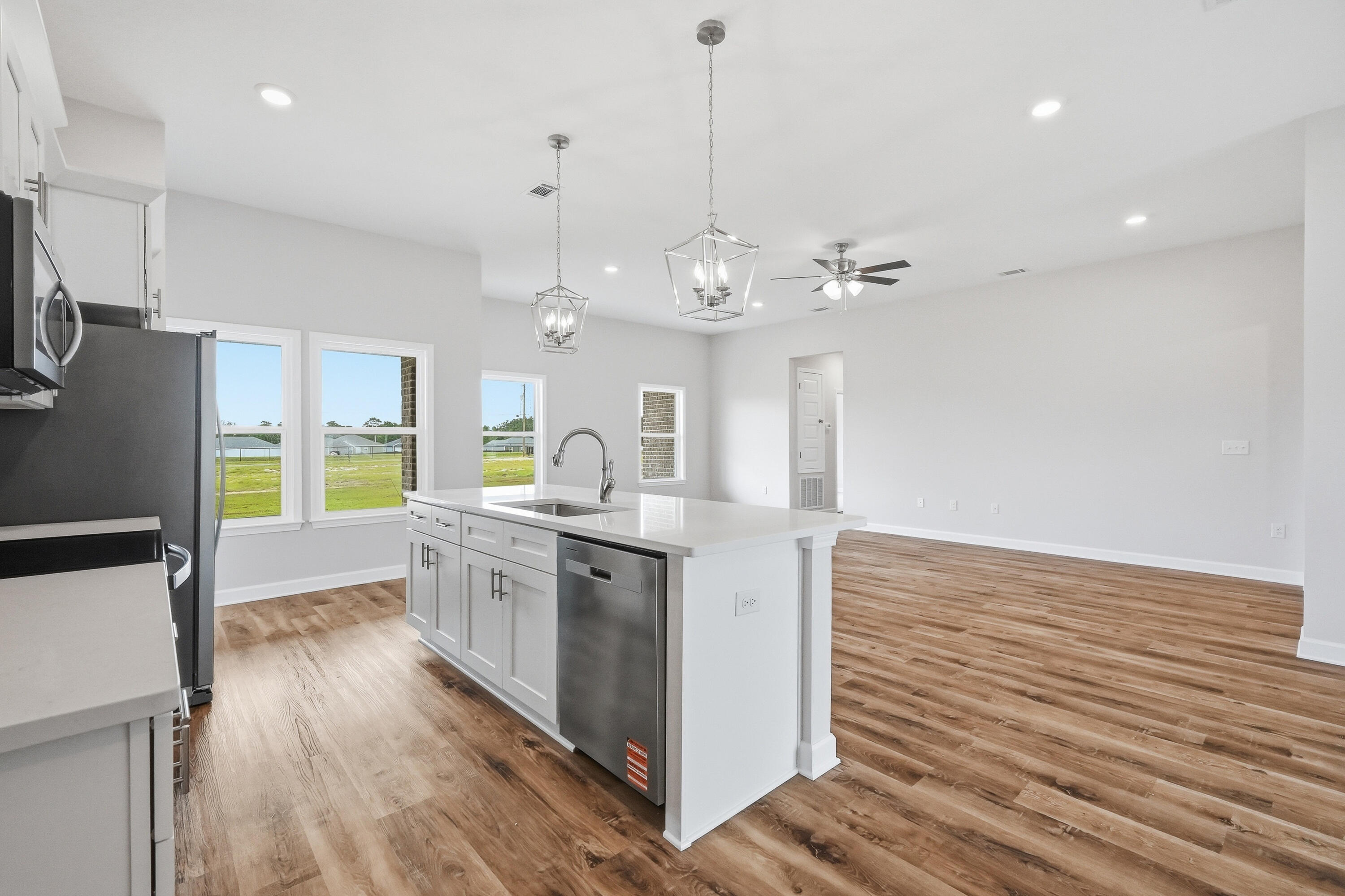 SOUTHERN CHARM - Residential