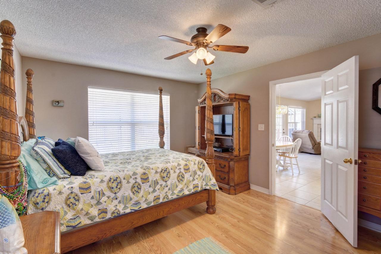 HAMPTON RIDGE ESTATES - Residential