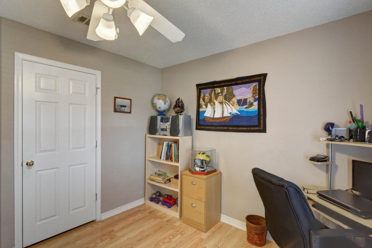 HAMPTON RIDGE ESTATES - Residential