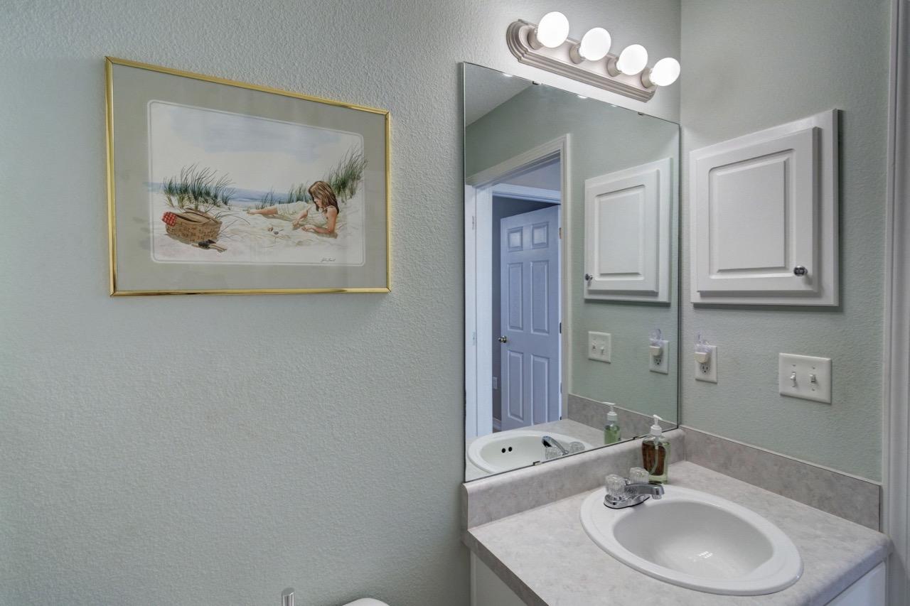 HAMPTON RIDGE ESTATES - Residential