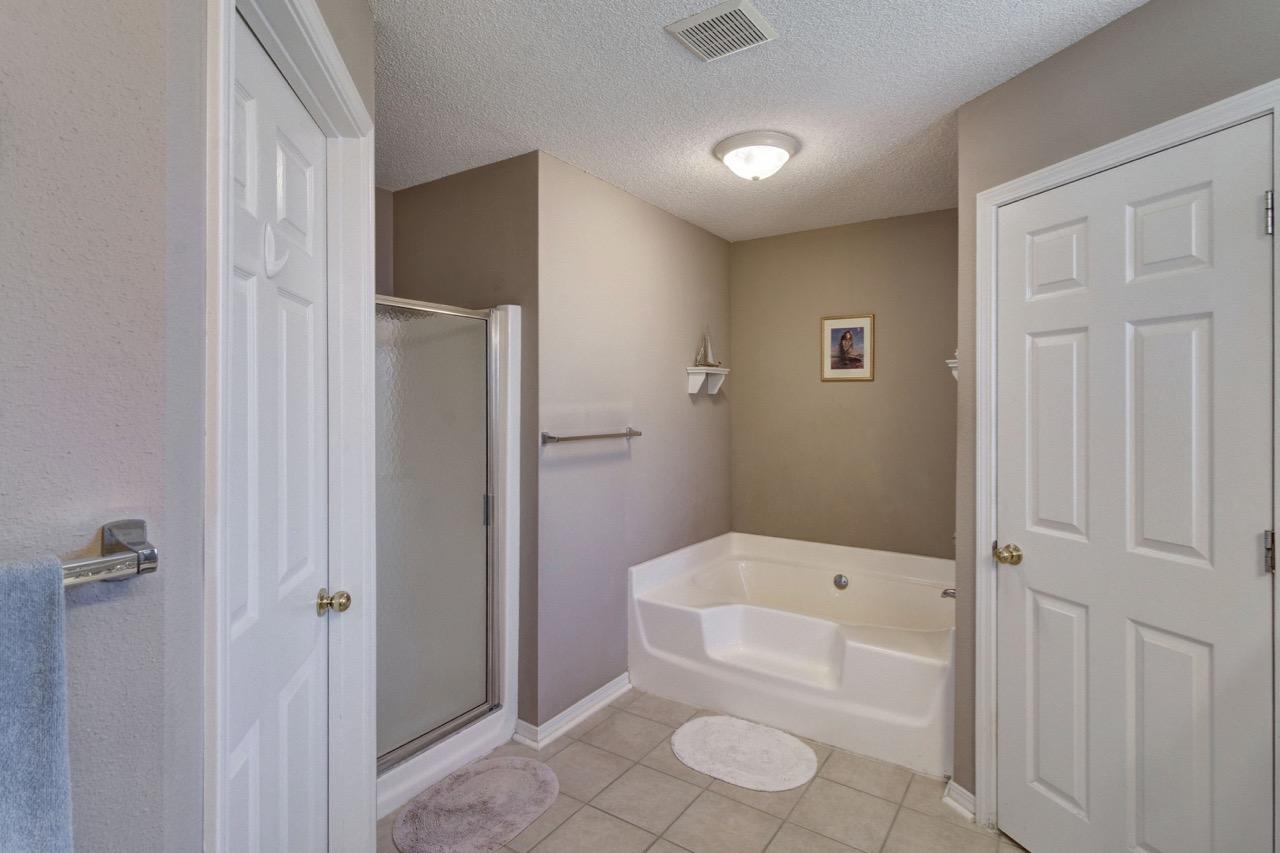 HAMPTON RIDGE ESTATES - Residential