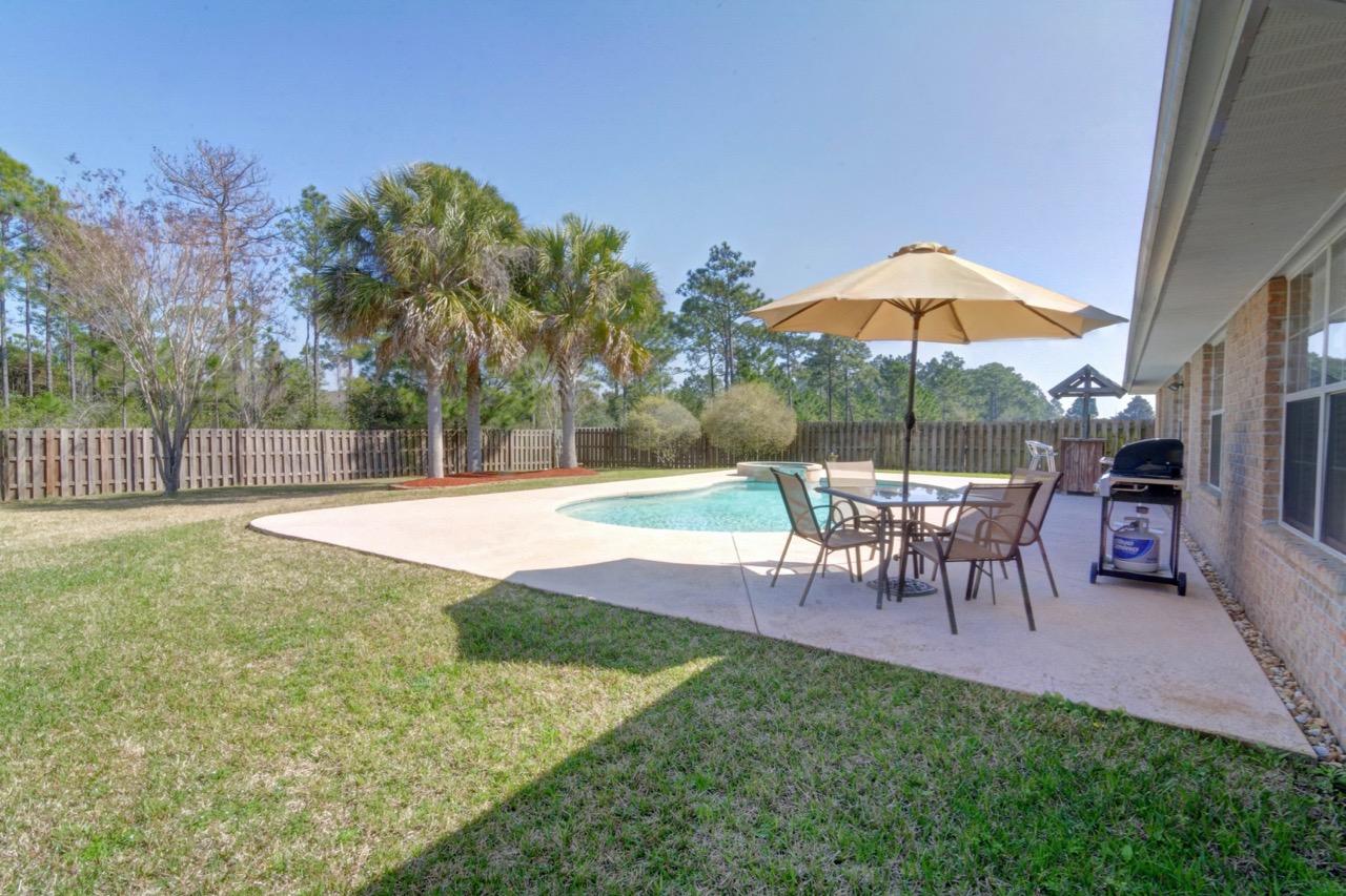 HAMPTON RIDGE ESTATES - Residential
