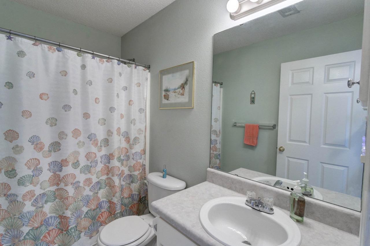 HAMPTON RIDGE ESTATES - Residential