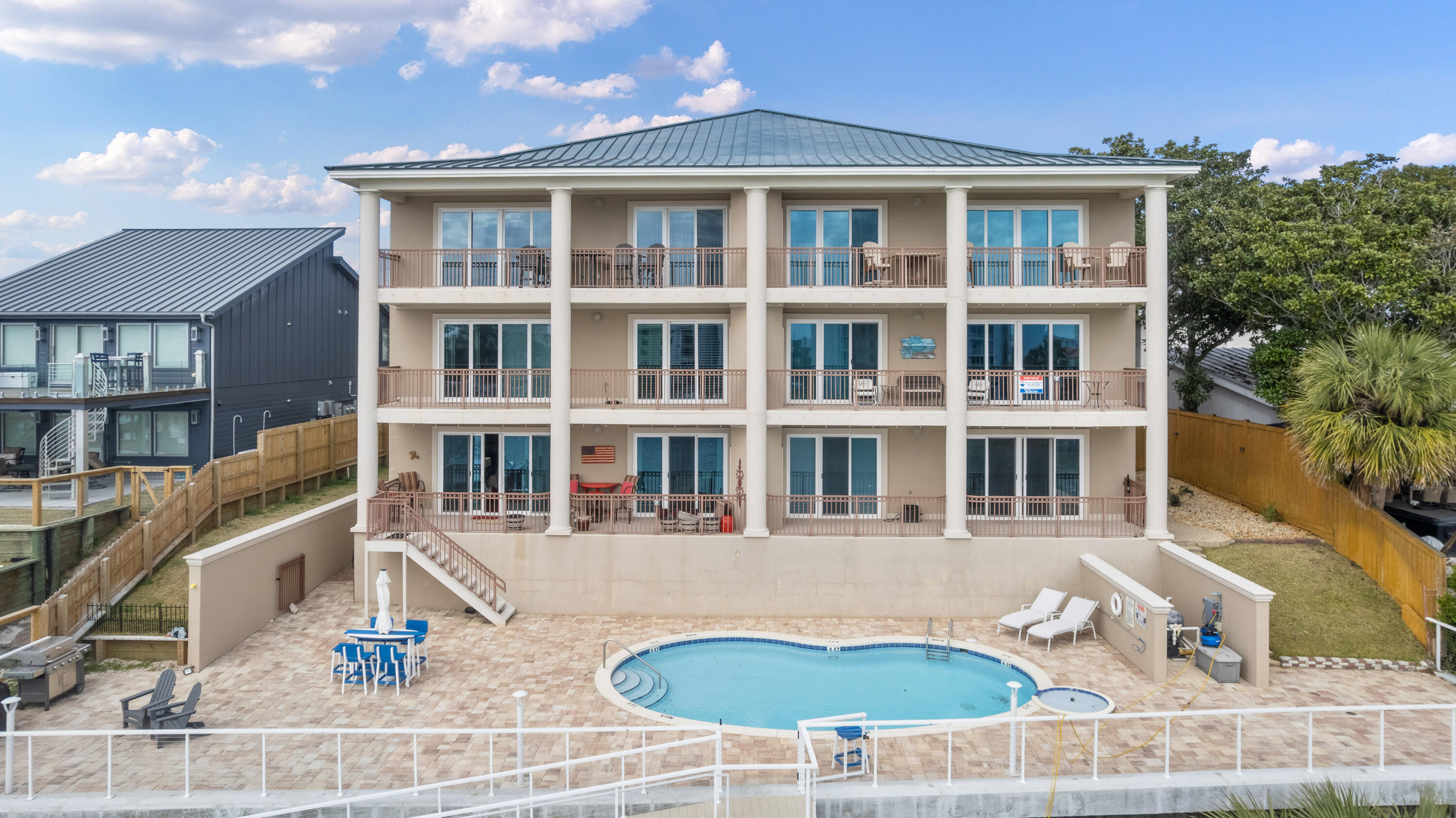 HARBOR PLANTATION - Residential