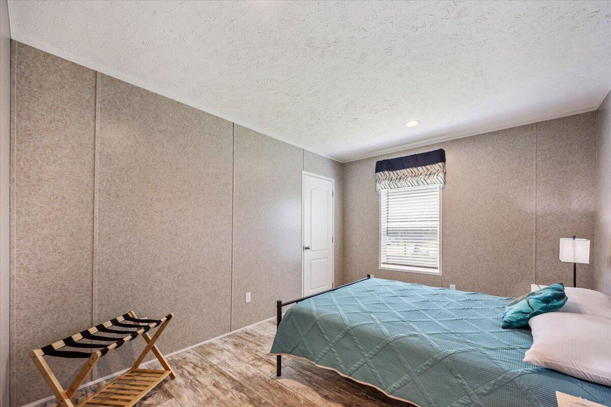 DE GALVEZ HIGHLANDS - Residential