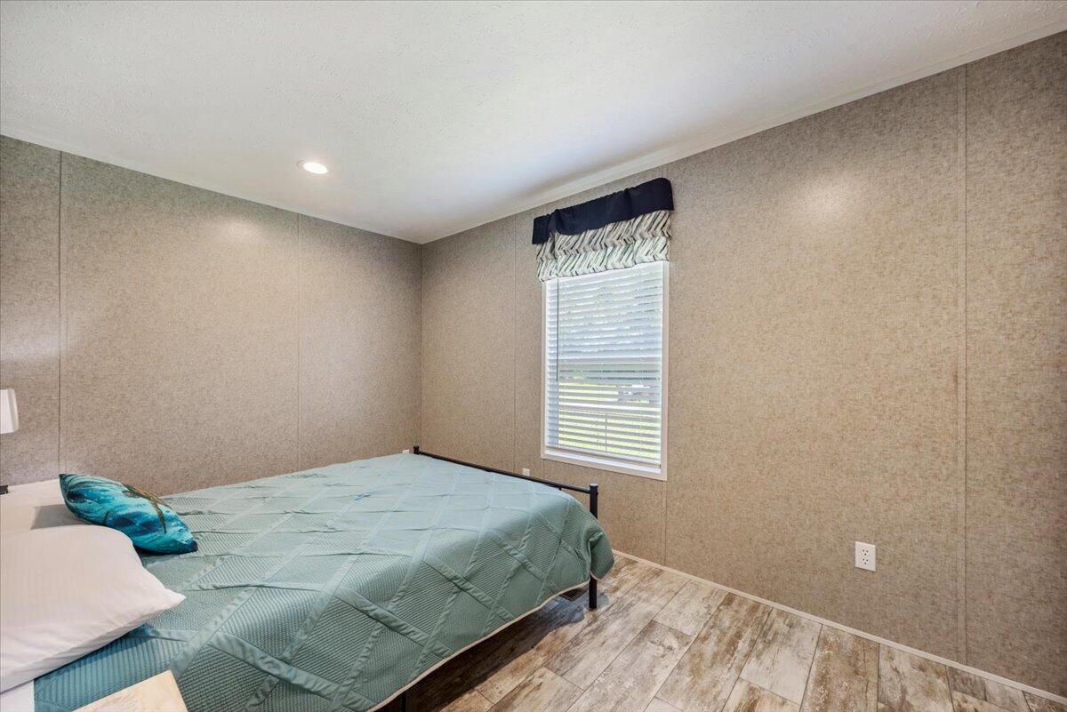 DE GALVEZ HIGHLANDS - Residential