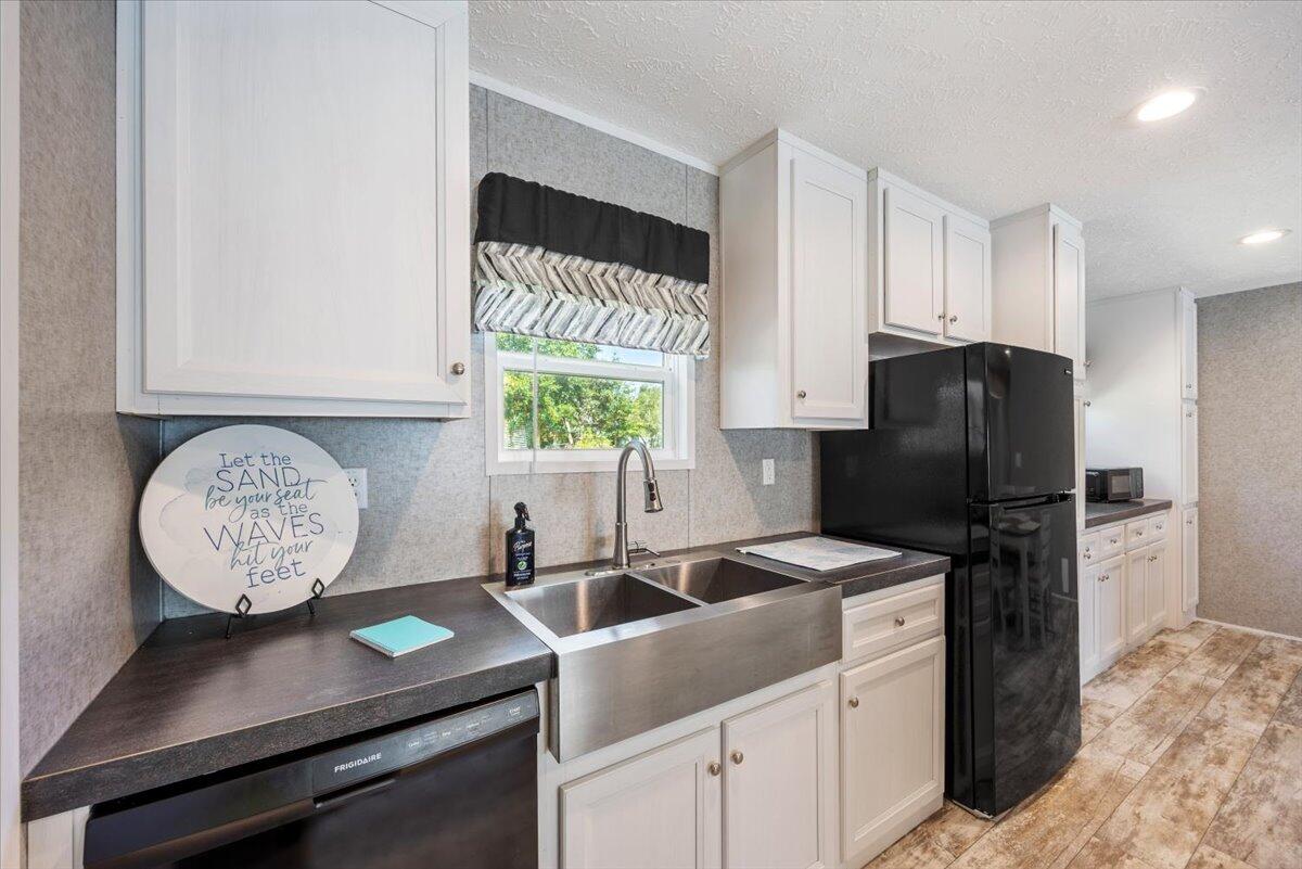 DE GALVEZ HIGHLANDS - Residential