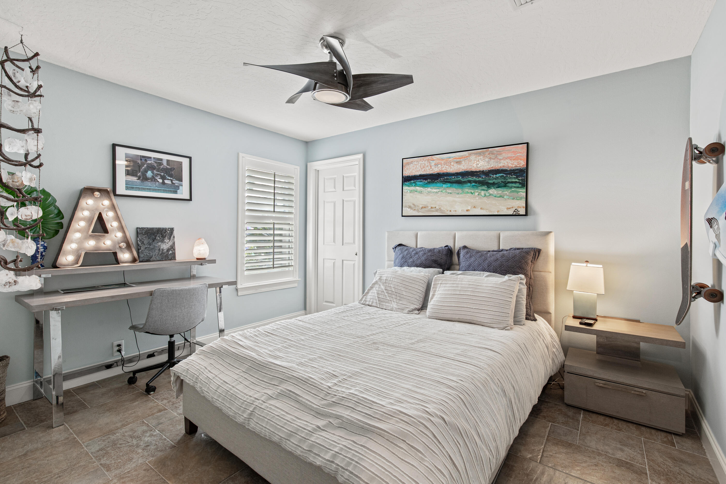 AVALON BEACH ESTATES - Residential
