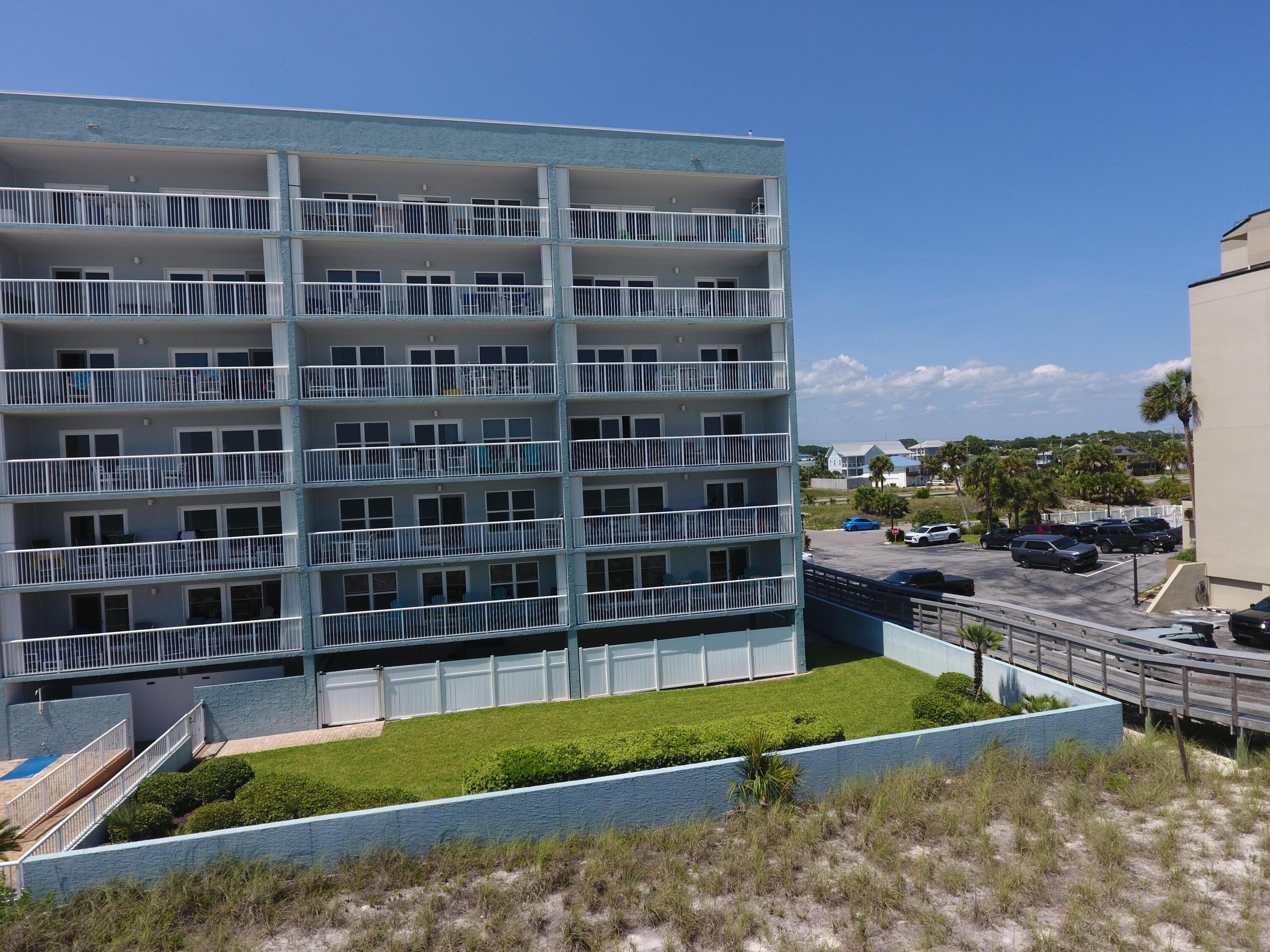 ISLANDER BEACH RESORT CONDO - Residential