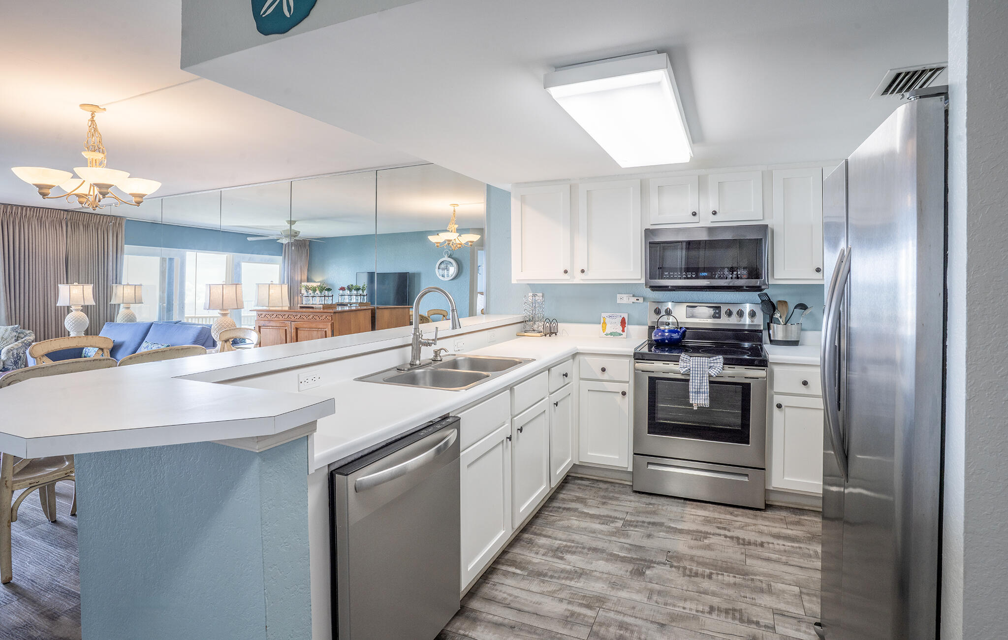 ISLANDER BEACH RESORT CONDO - Residential