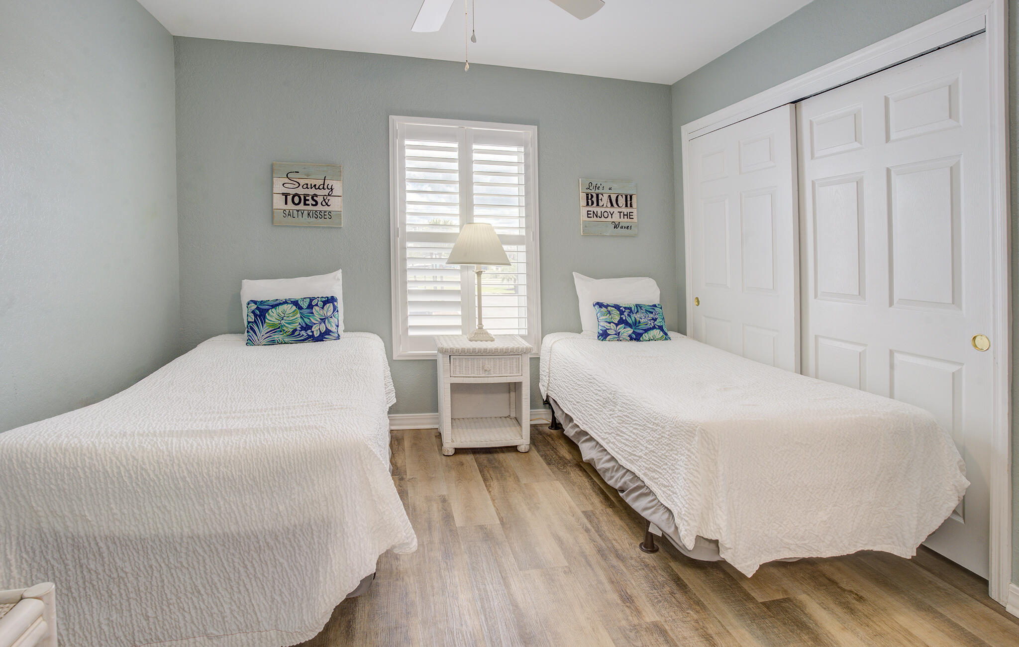 ISLANDER BEACH RESORT CONDO - Residential