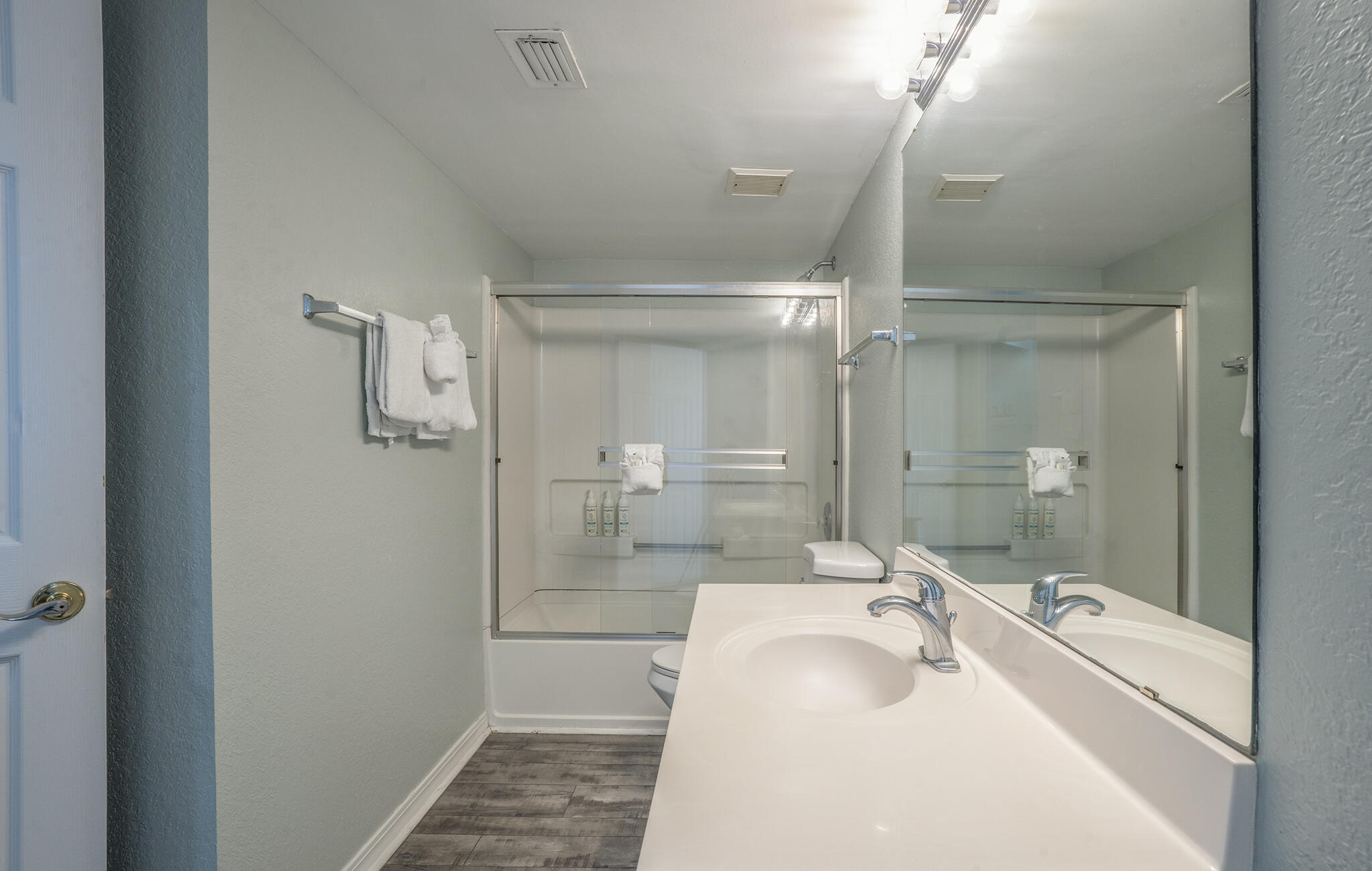 ISLANDER BEACH RESORT CONDO - Residential