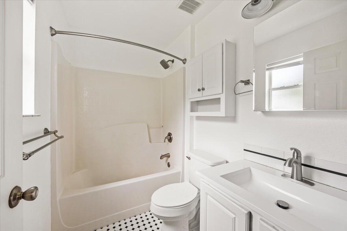 RIDGE CREST PH II - Residential