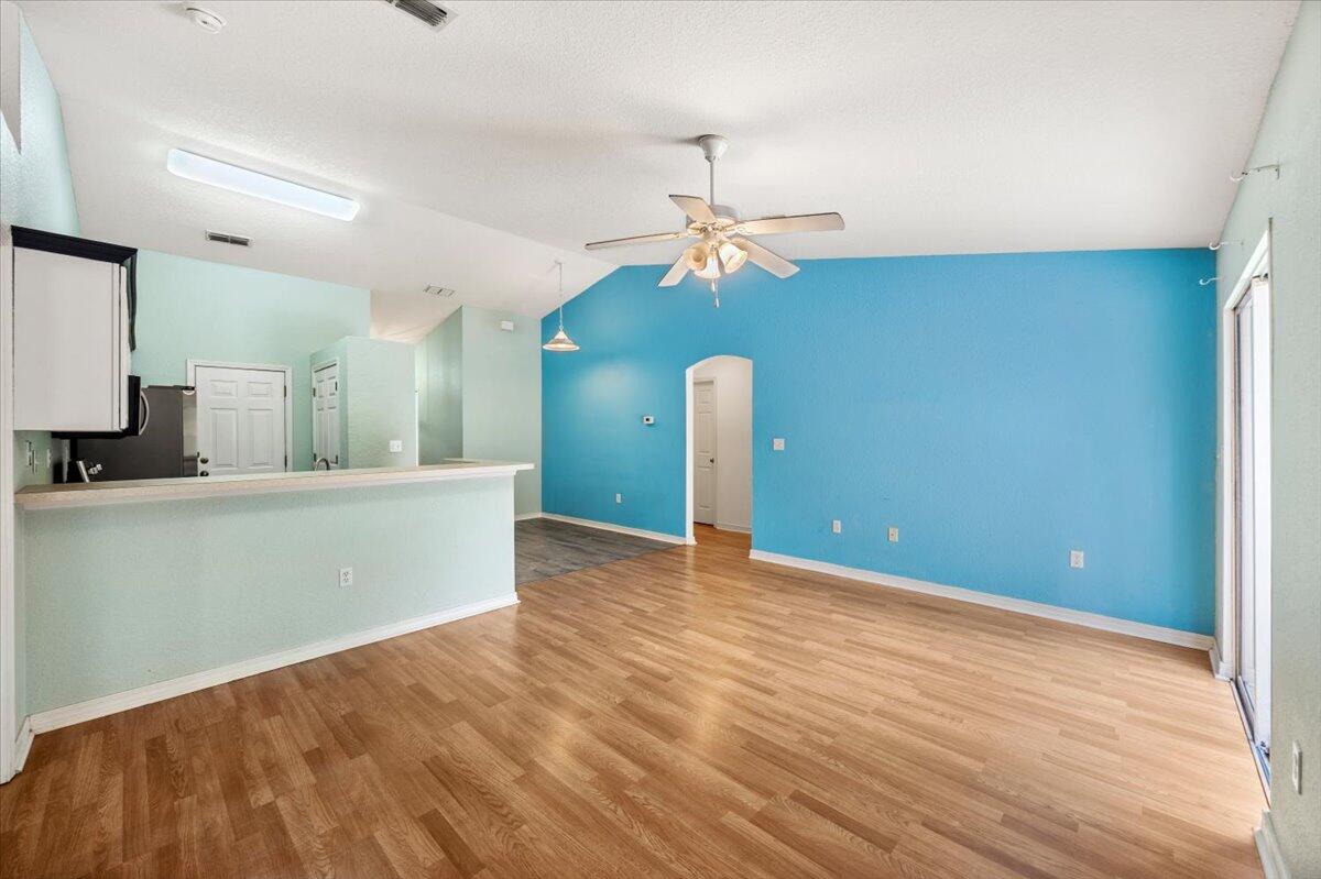 RIDGE CREST PH II - Residential