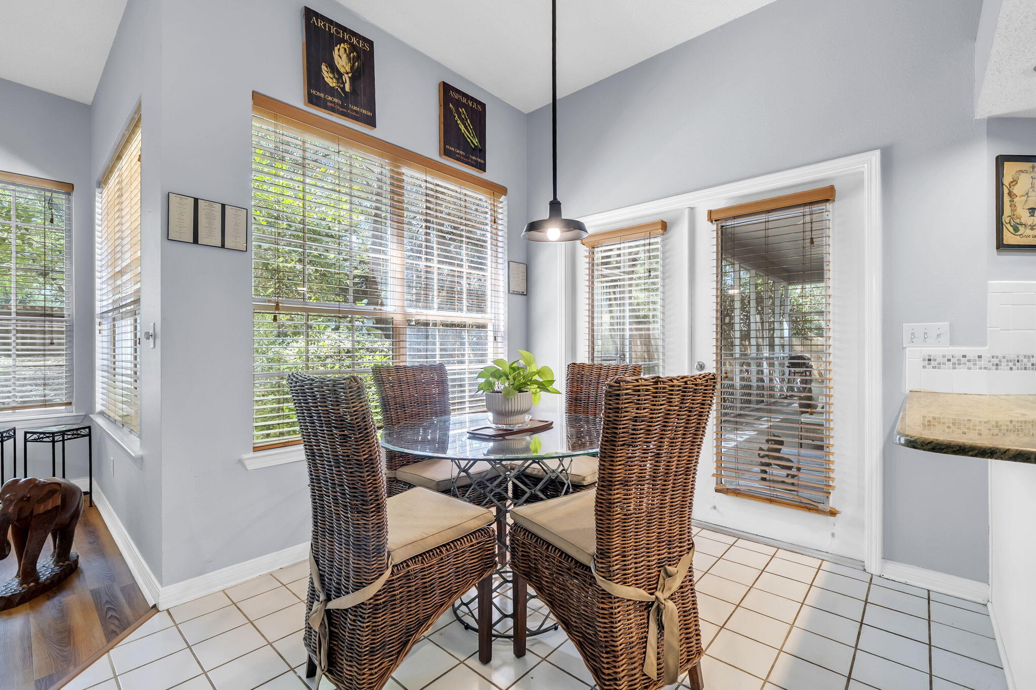 PARKWOOD ESTATES PH 1 BLUEWATER BAY - Residential
