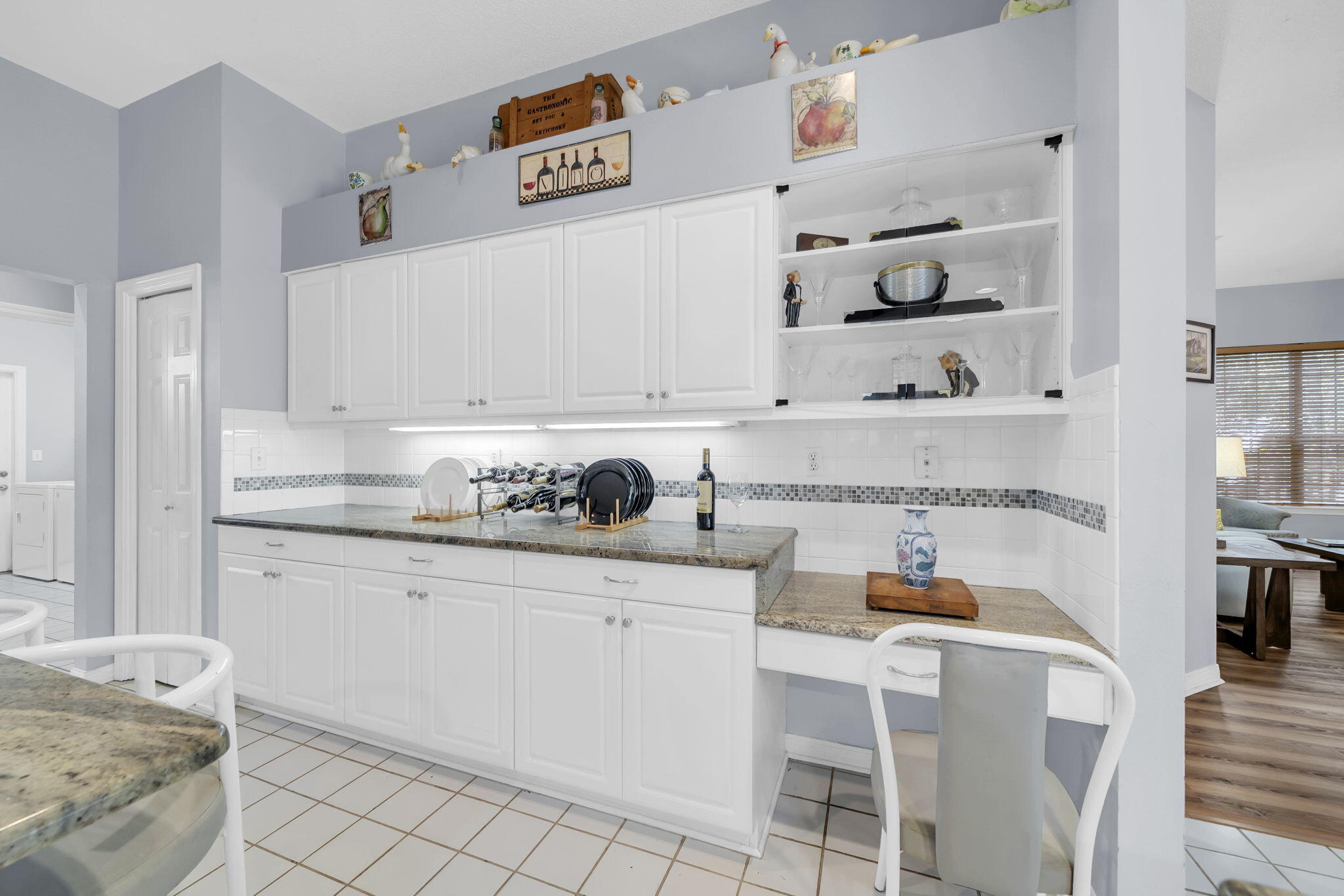 PARKWOOD ESTATES PH 1 BLUEWATER BAY - Residential