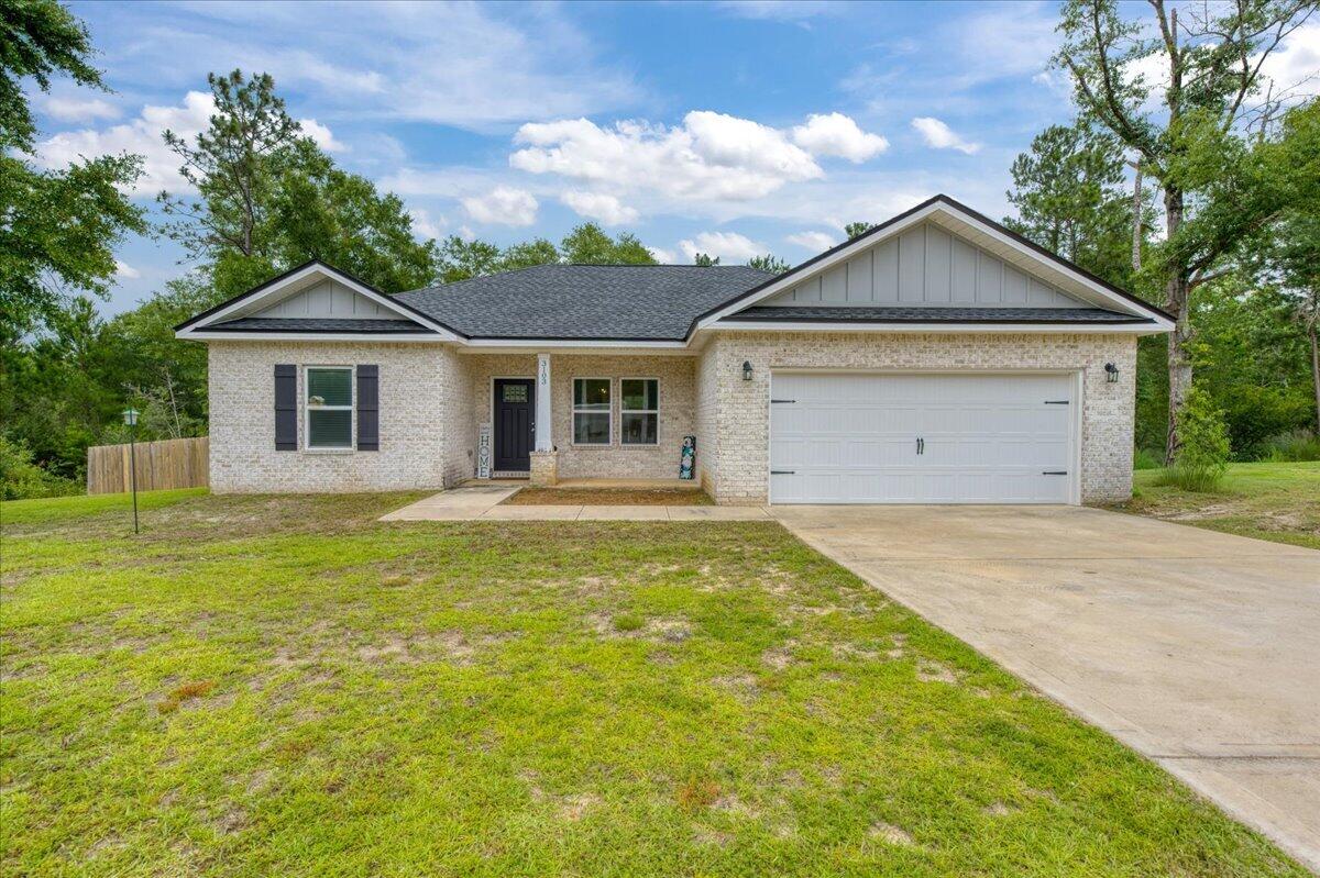 MAJESTIC OAKS VINEYARD - Residential