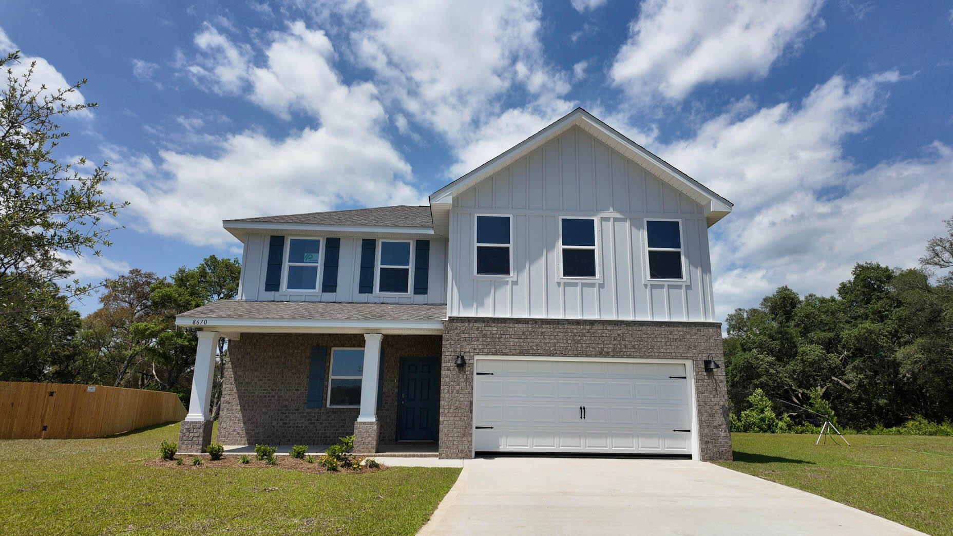 PLANTATION WOODS - Residential