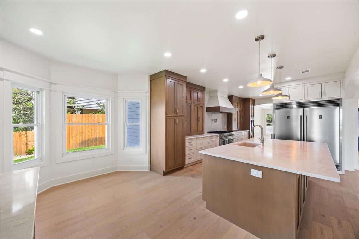 DESTIN MORENO POINT - Residential