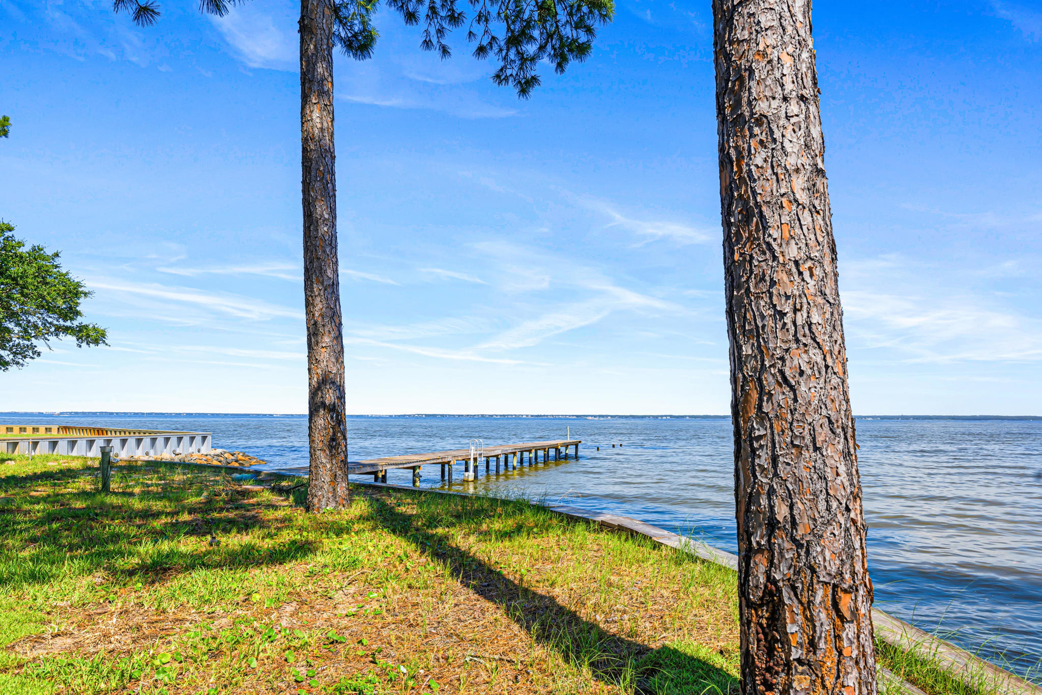 DESTIN MORENO POINT - Residential