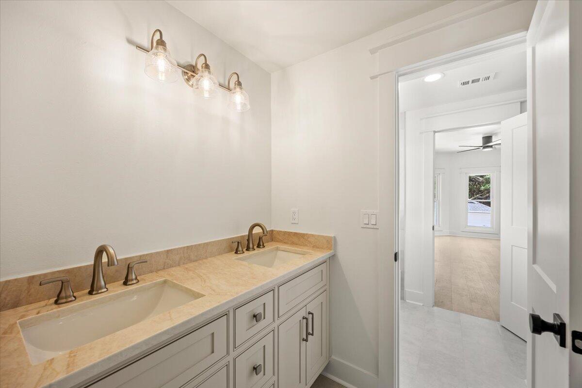 DESTIN MORENO POINT - Residential