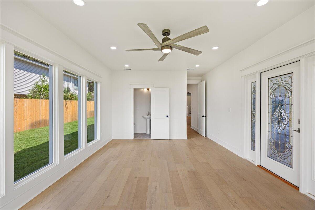 DESTIN MORENO POINT - Residential