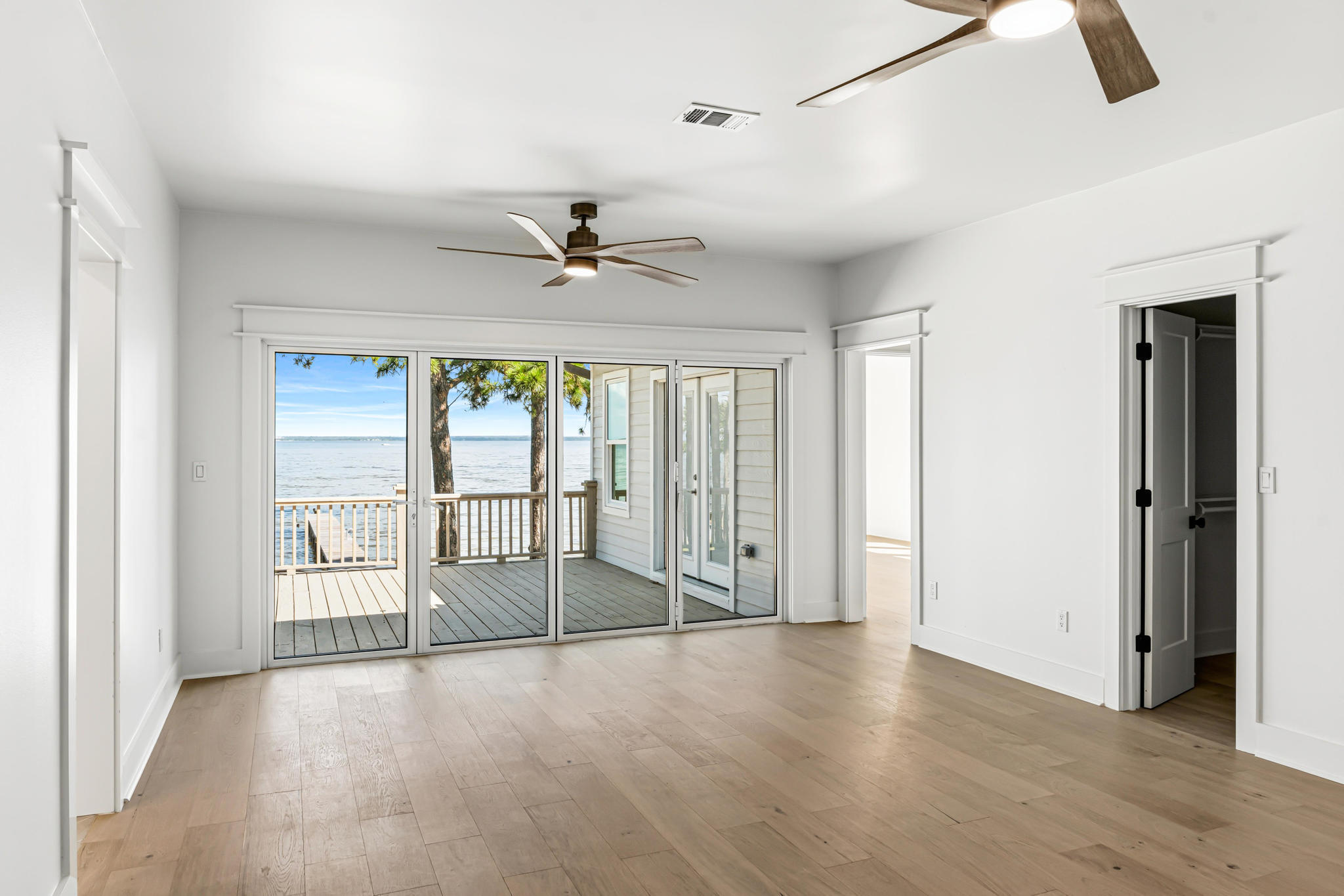 DESTIN MORENO POINT - Residential