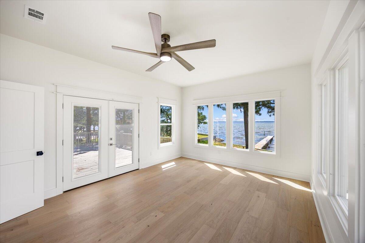 DESTIN MORENO POINT - Residential