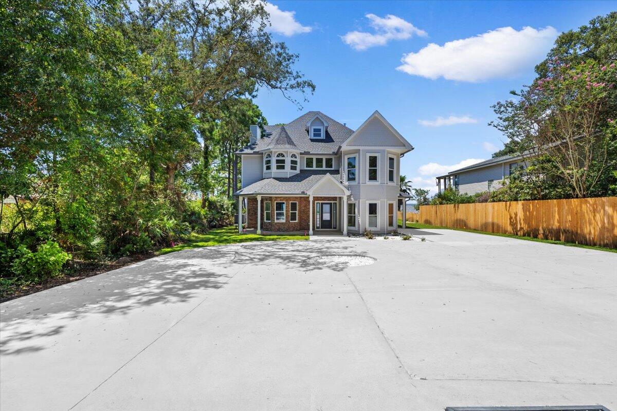 DESTIN MORENO POINT - Residential