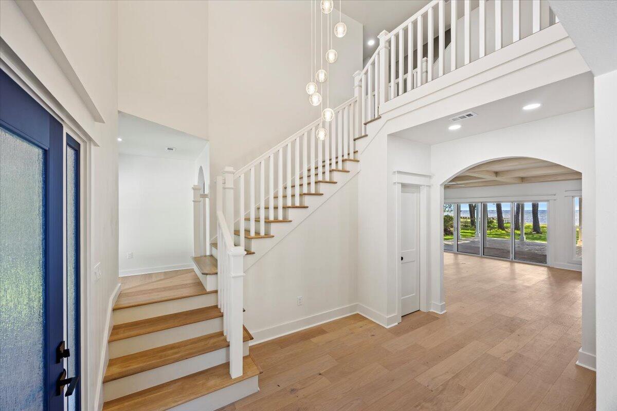 DESTIN MORENO POINT - Residential