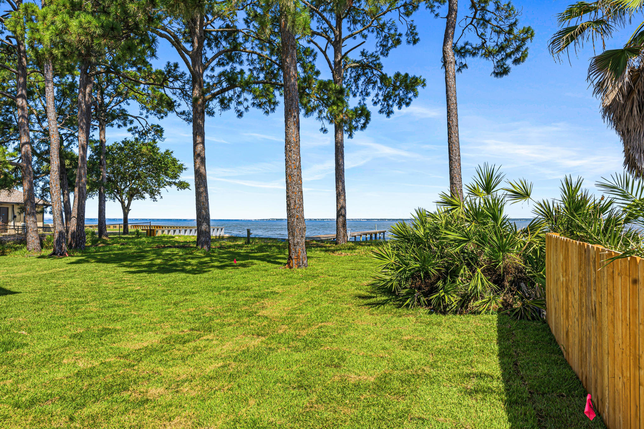 DESTIN MORENO POINT - Residential