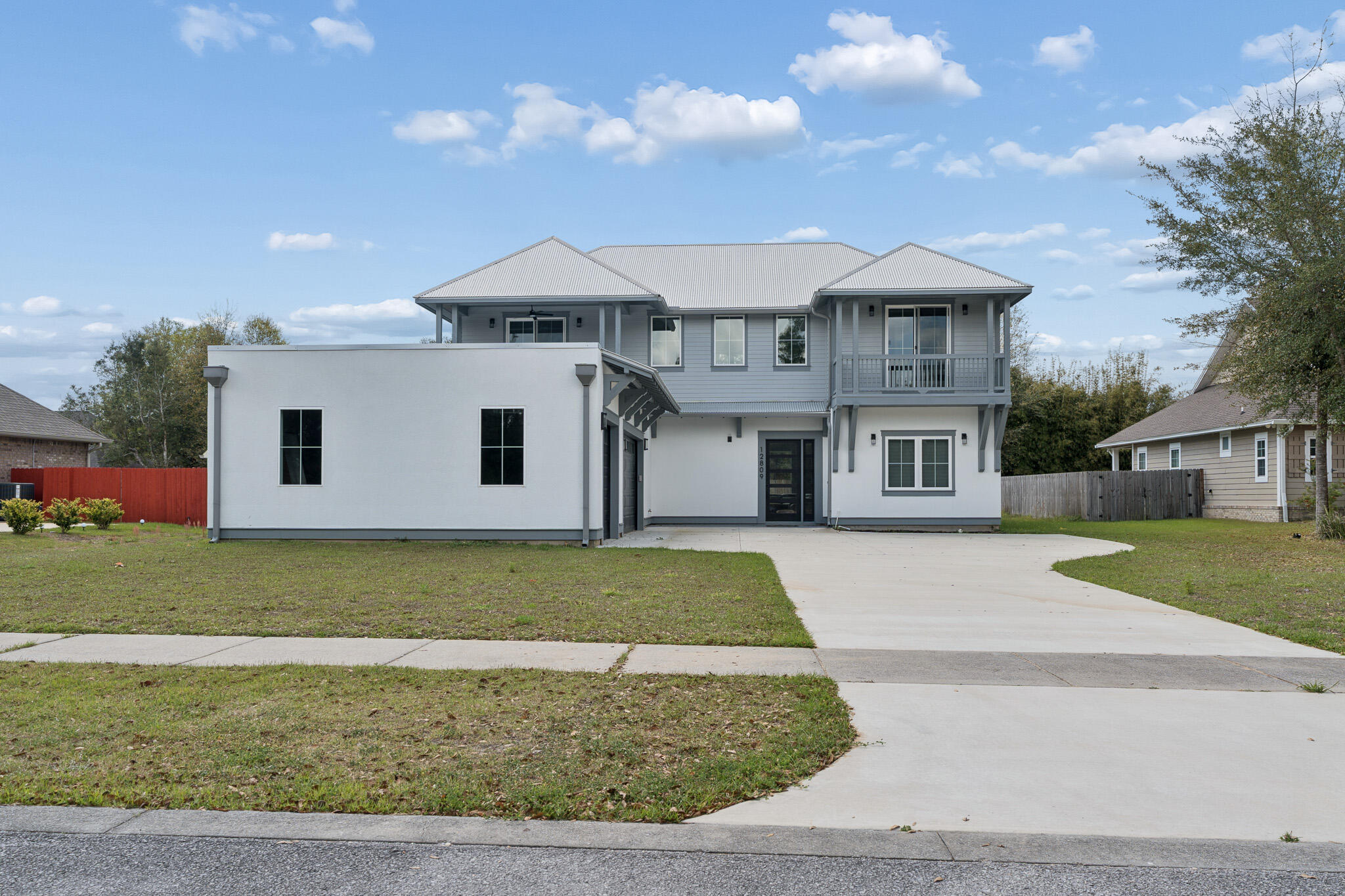 Lake Merial - Residential
