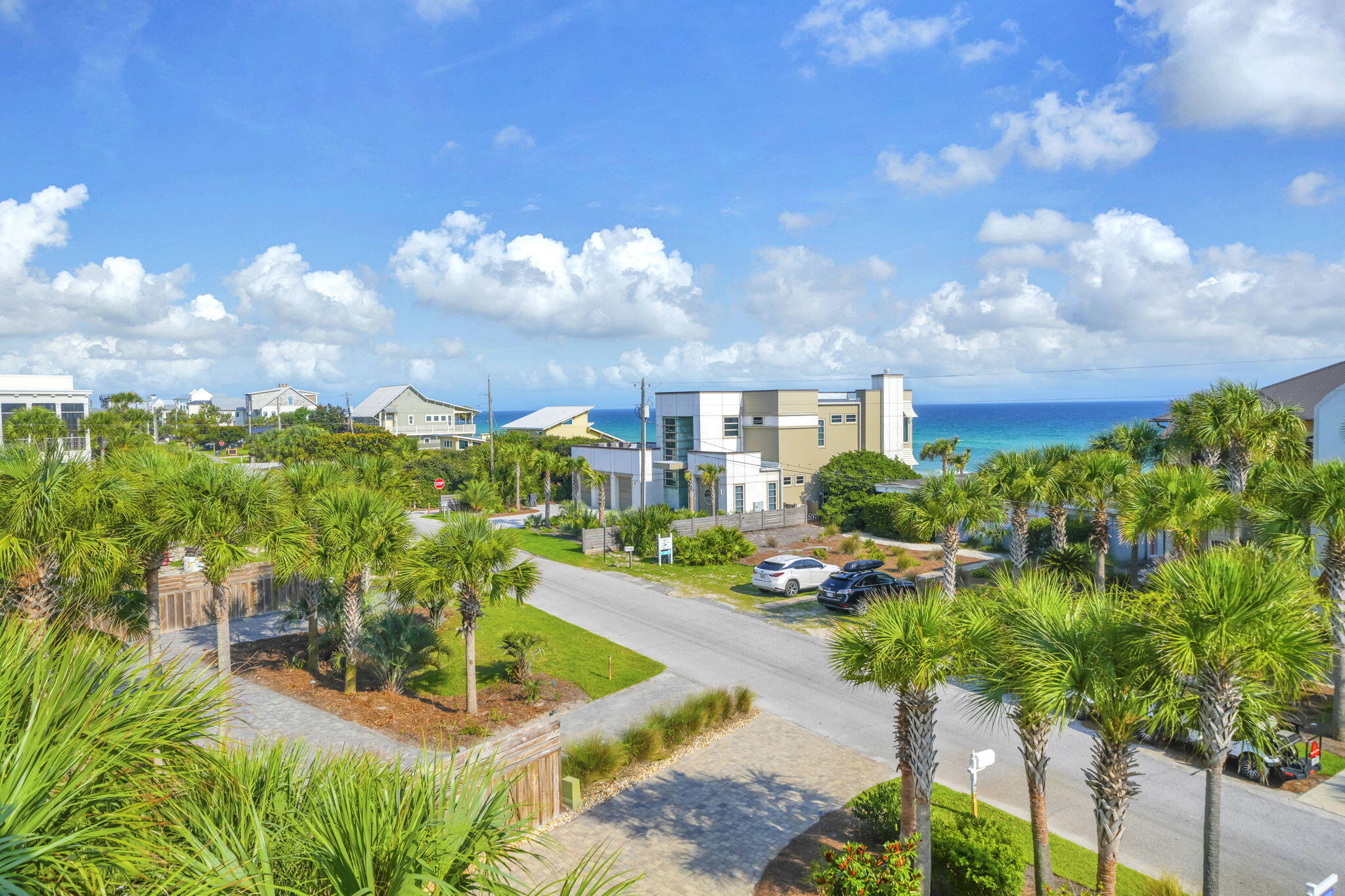 BLUE MOUNTAIN BEACH - Residential