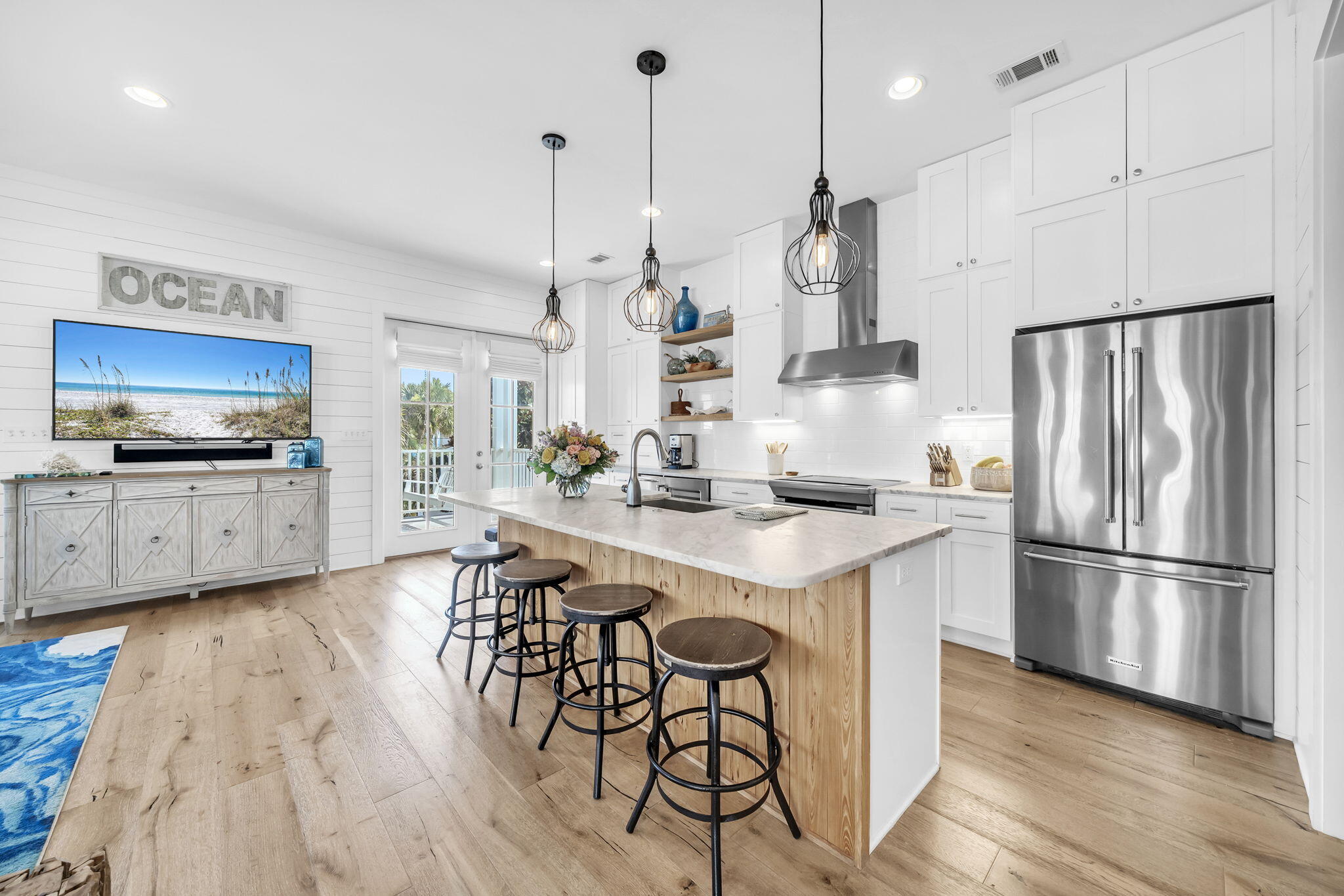 BLUE MOUNTAIN BEACH - Residential