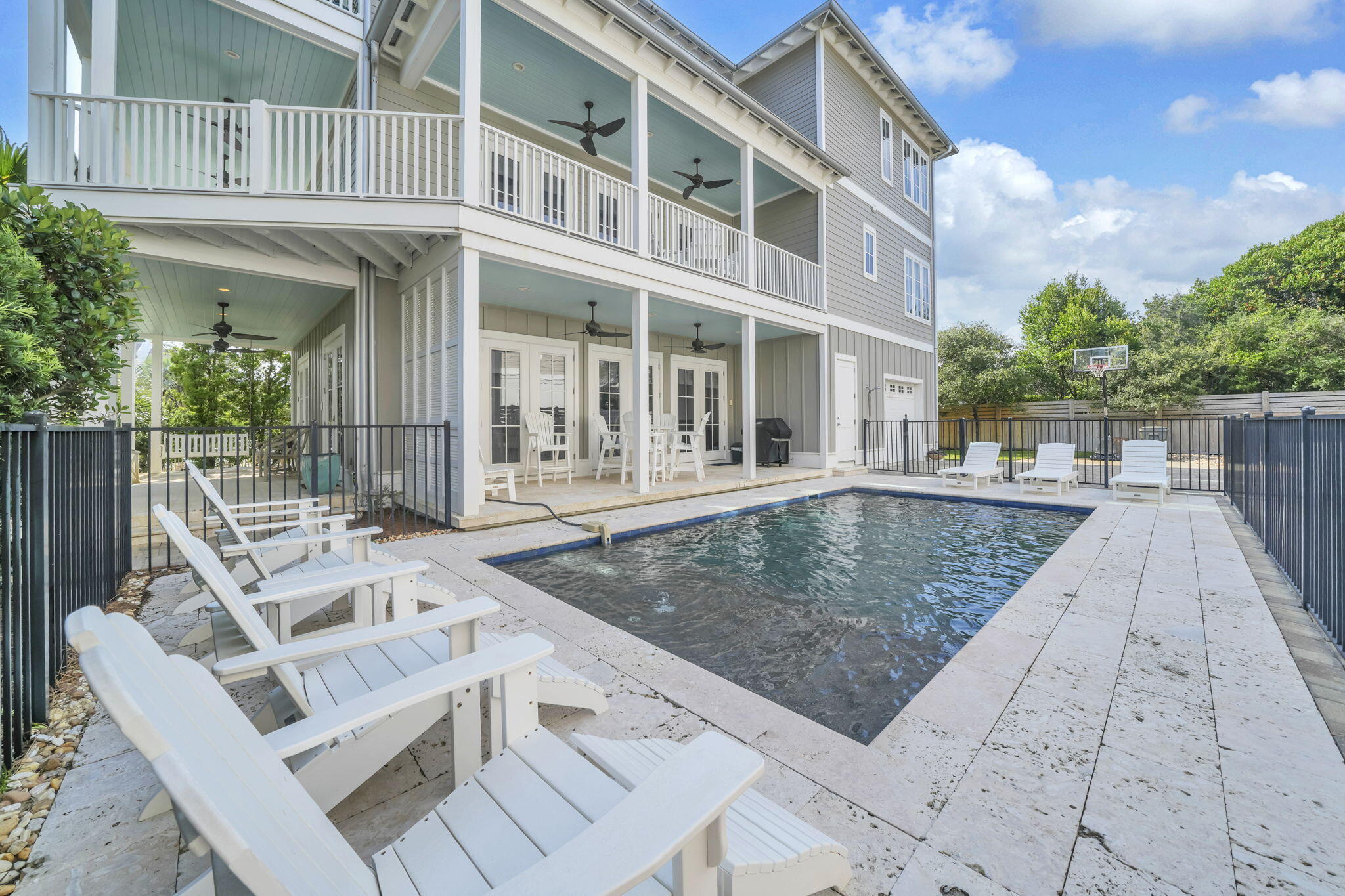 BLUE MOUNTAIN BEACH - Residential