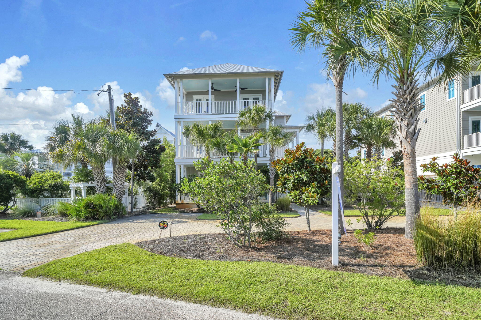 BLUE MOUNTAIN BEACH - Residential