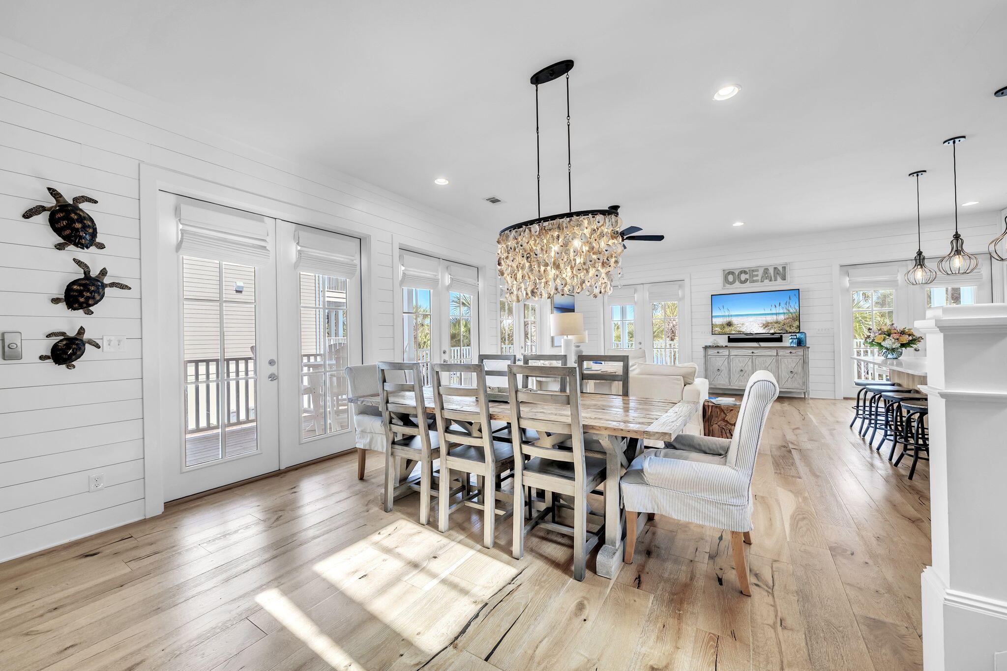 BLUE MOUNTAIN BEACH - Residential