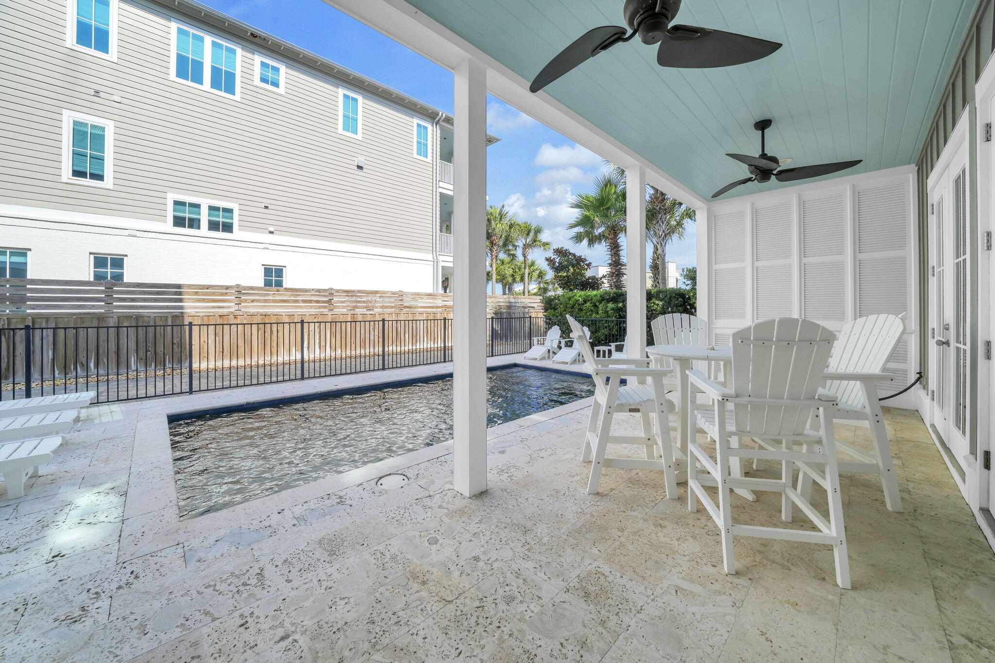BLUE MOUNTAIN BEACH - Residential