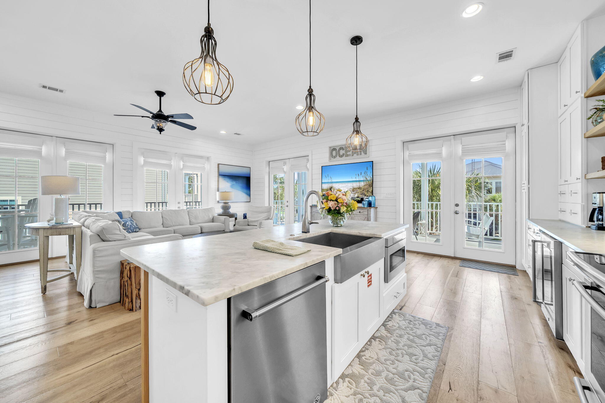 BLUE MOUNTAIN BEACH - Residential