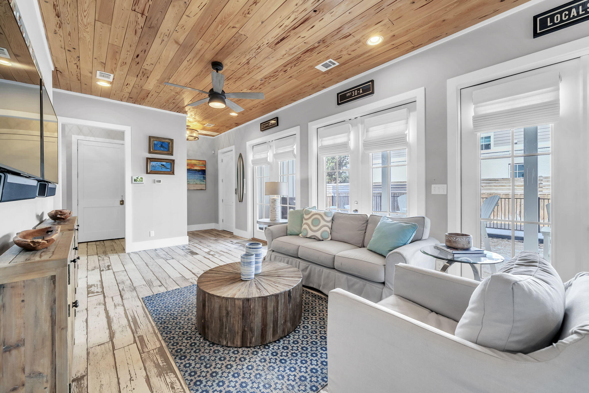 BLUE MOUNTAIN BEACH - Residential