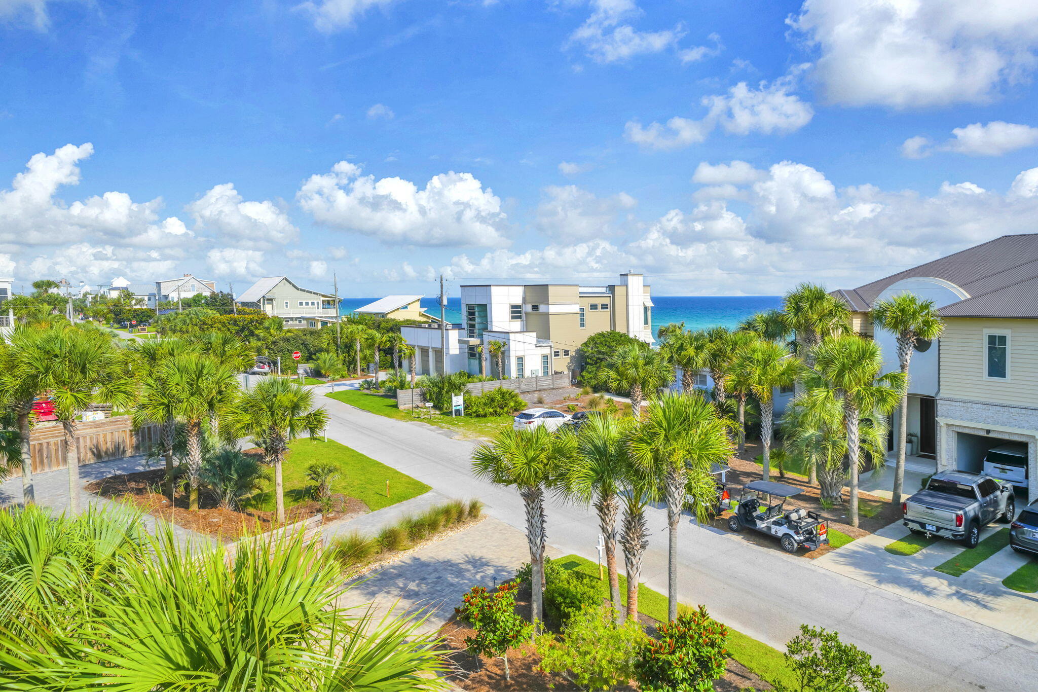 BLUE MOUNTAIN BEACH - Residential