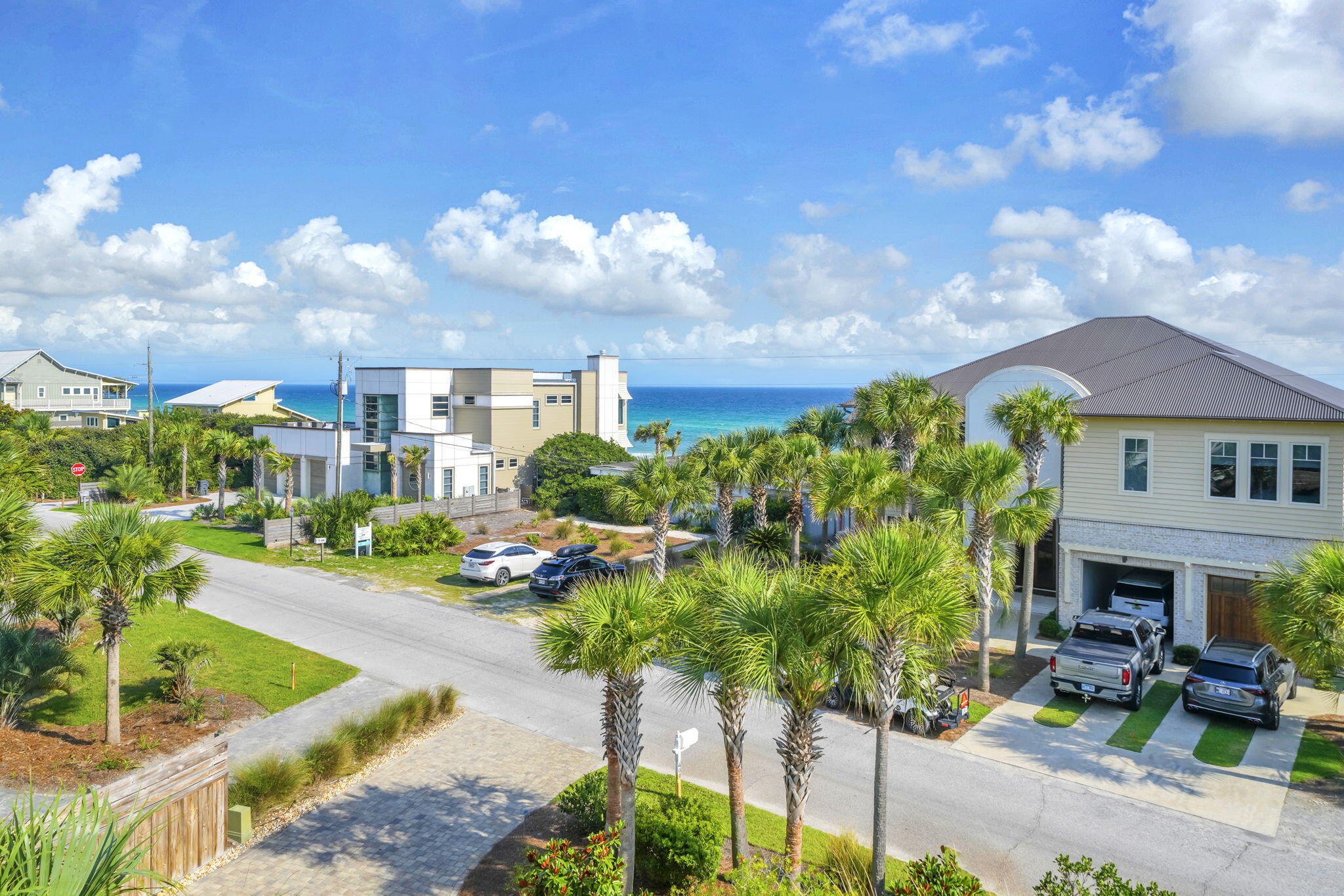 BLUE MOUNTAIN BEACH - Residential