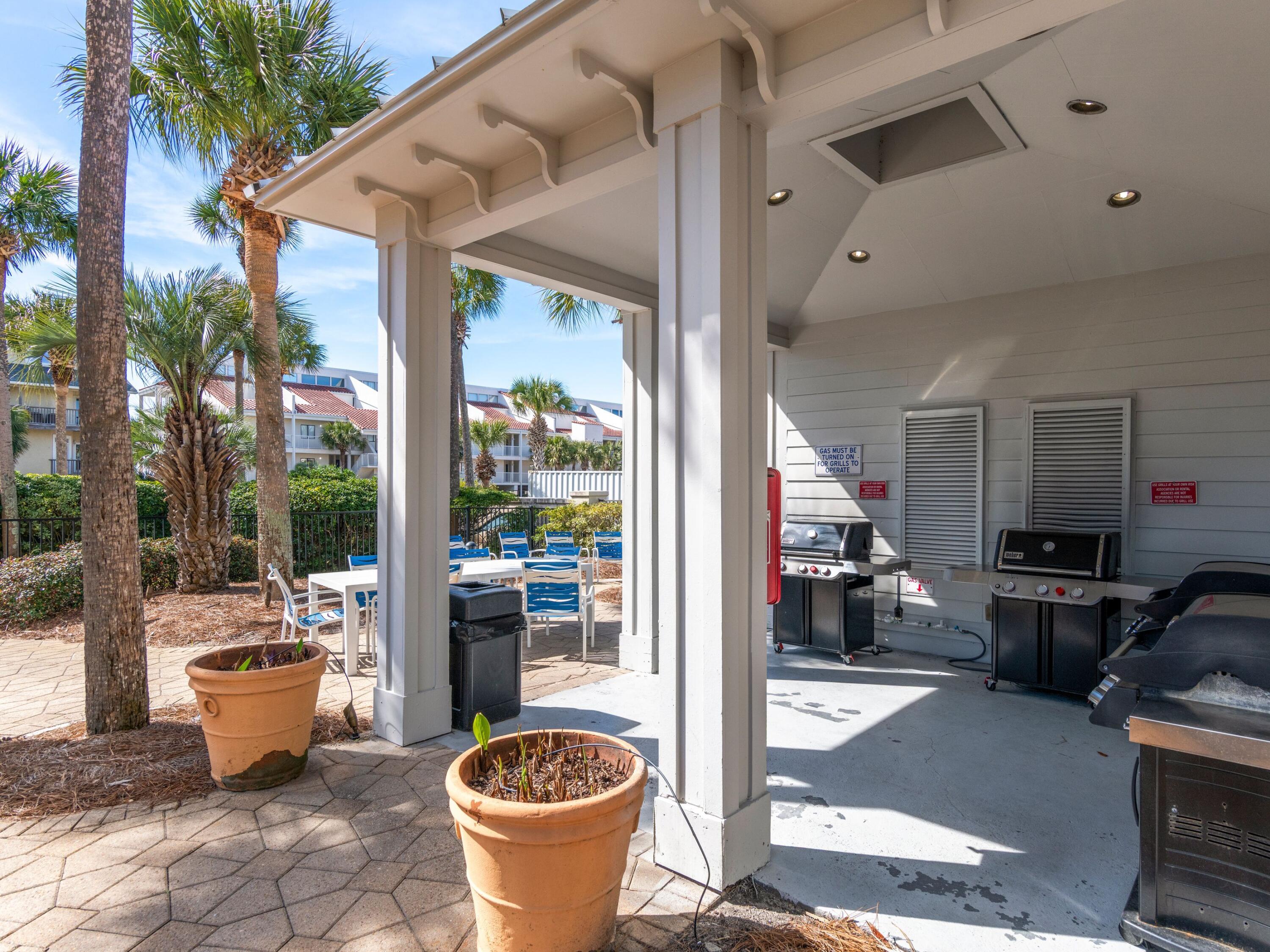 STERLING SHORES - Residential