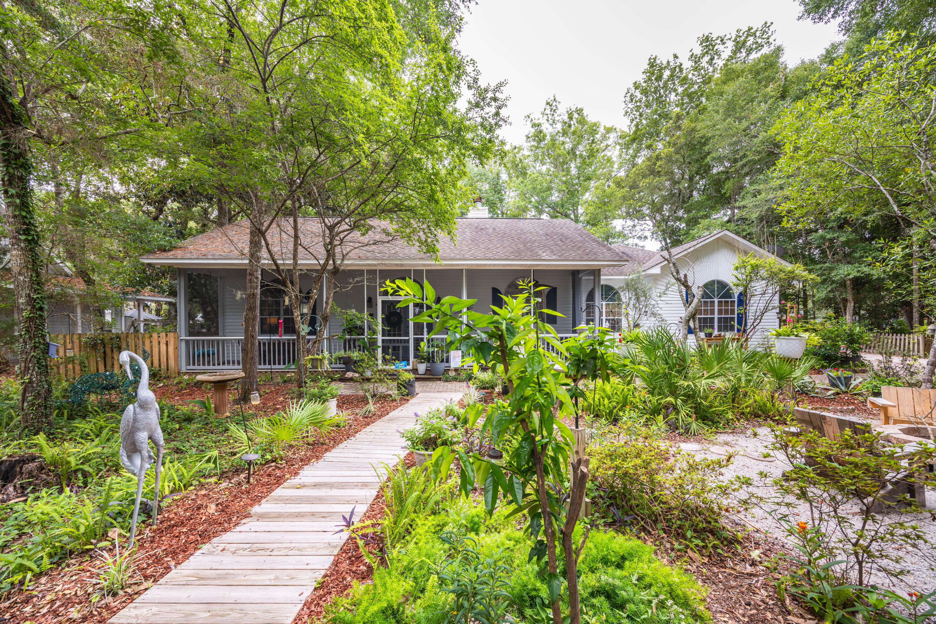 FISCHERS LANDING - Residential
