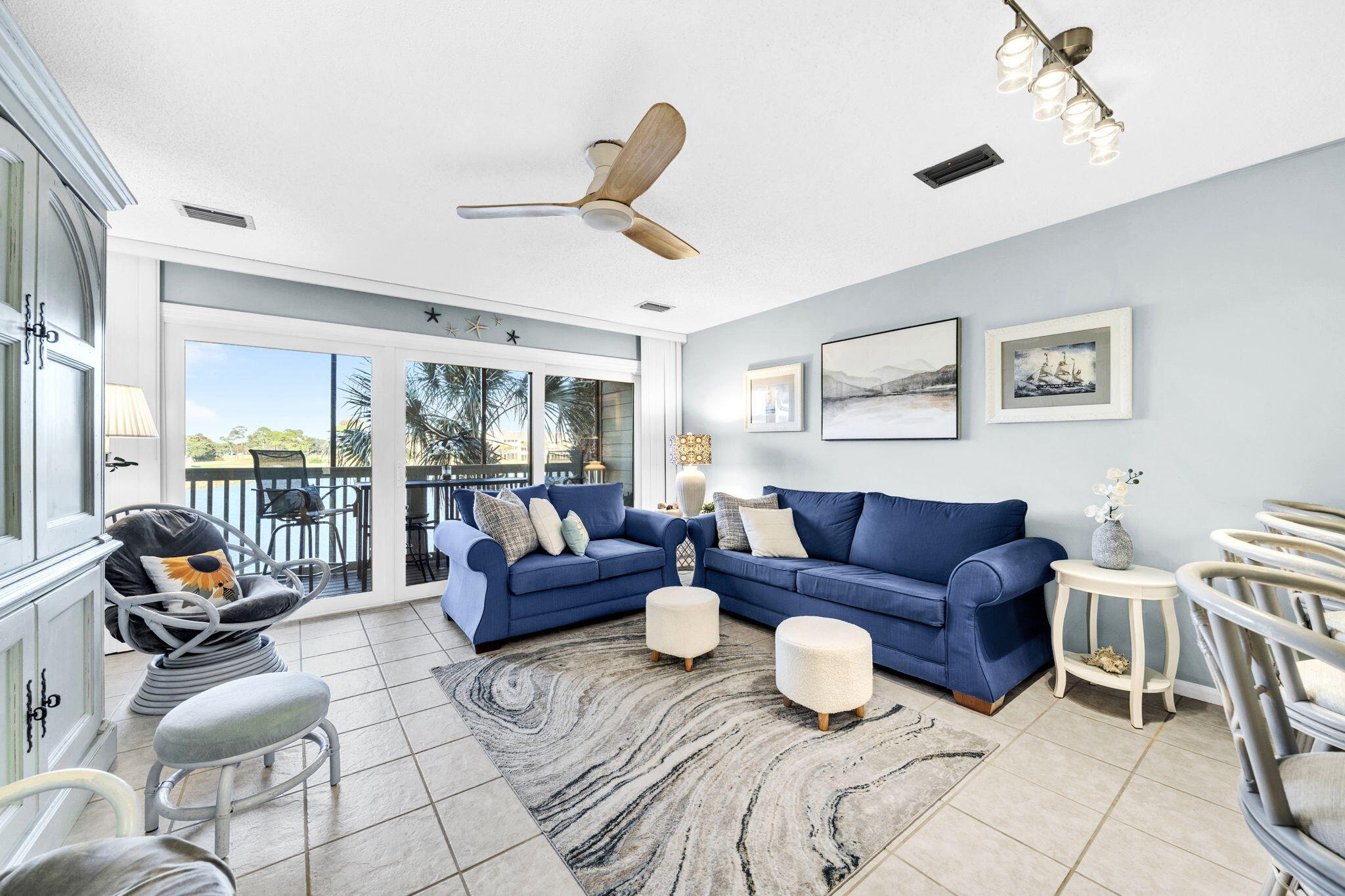 SEASCAPE CONDO PH 6B PH 2 - Residential