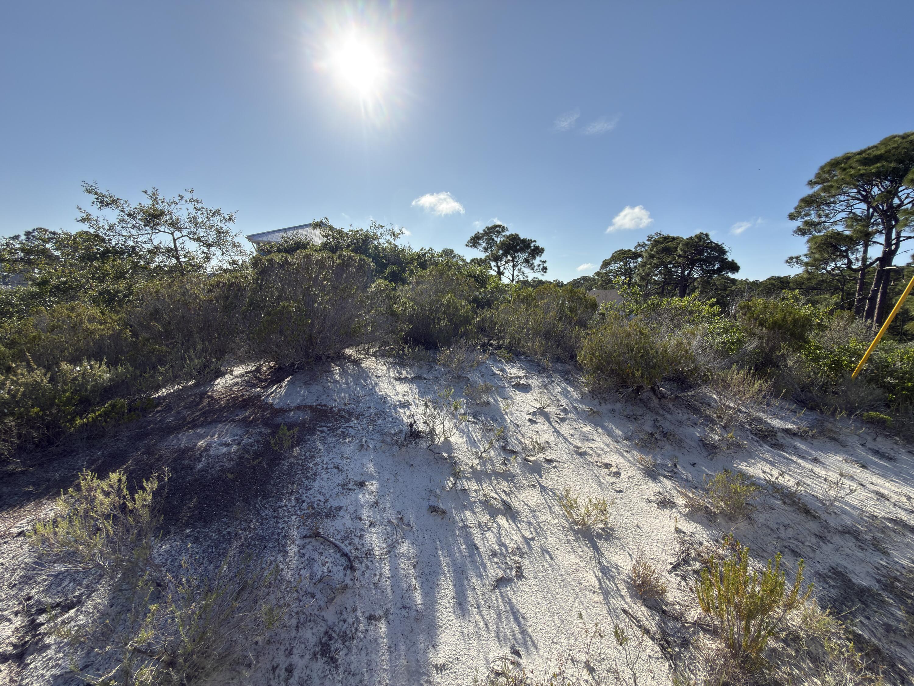 NO RECORDED SUBDIVISION - Land